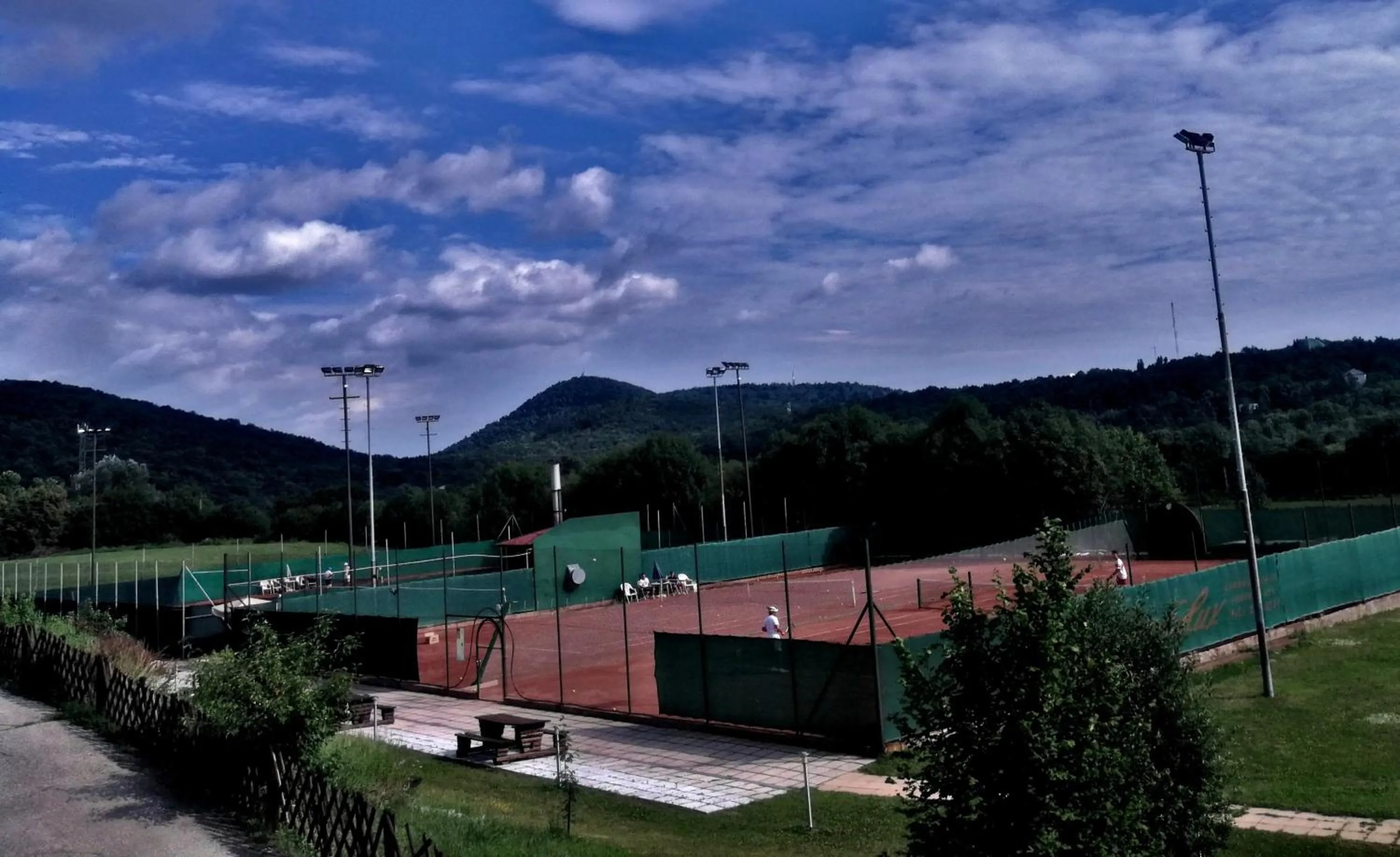 Garden in Petneházy Aparthotel