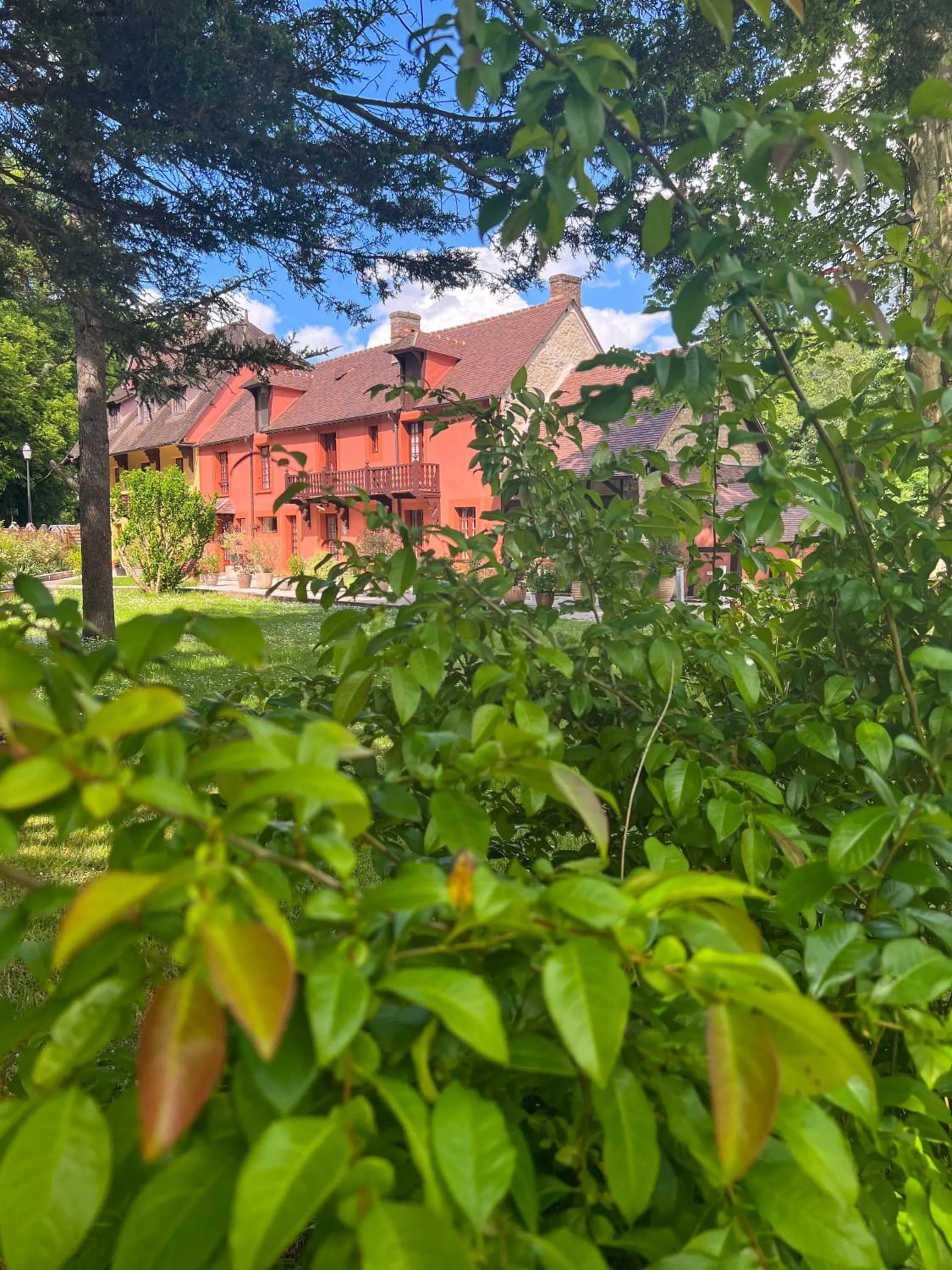 Garden in Moulin de Fourges