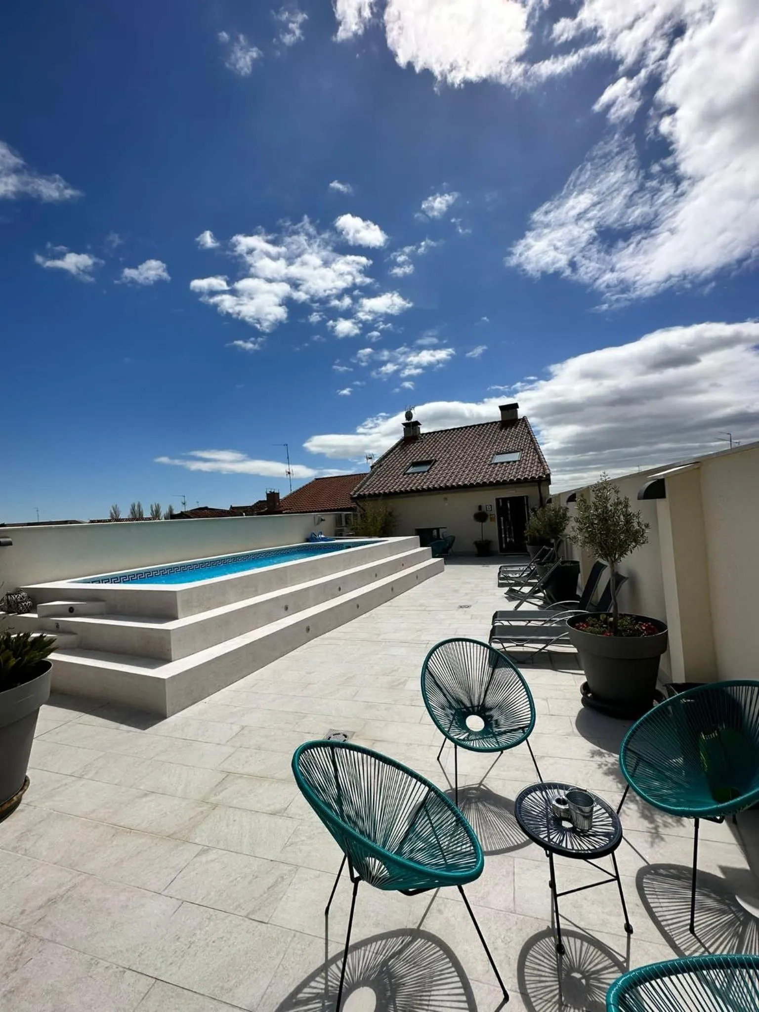 Balcony/Terrace in Hostal Comfort Suites