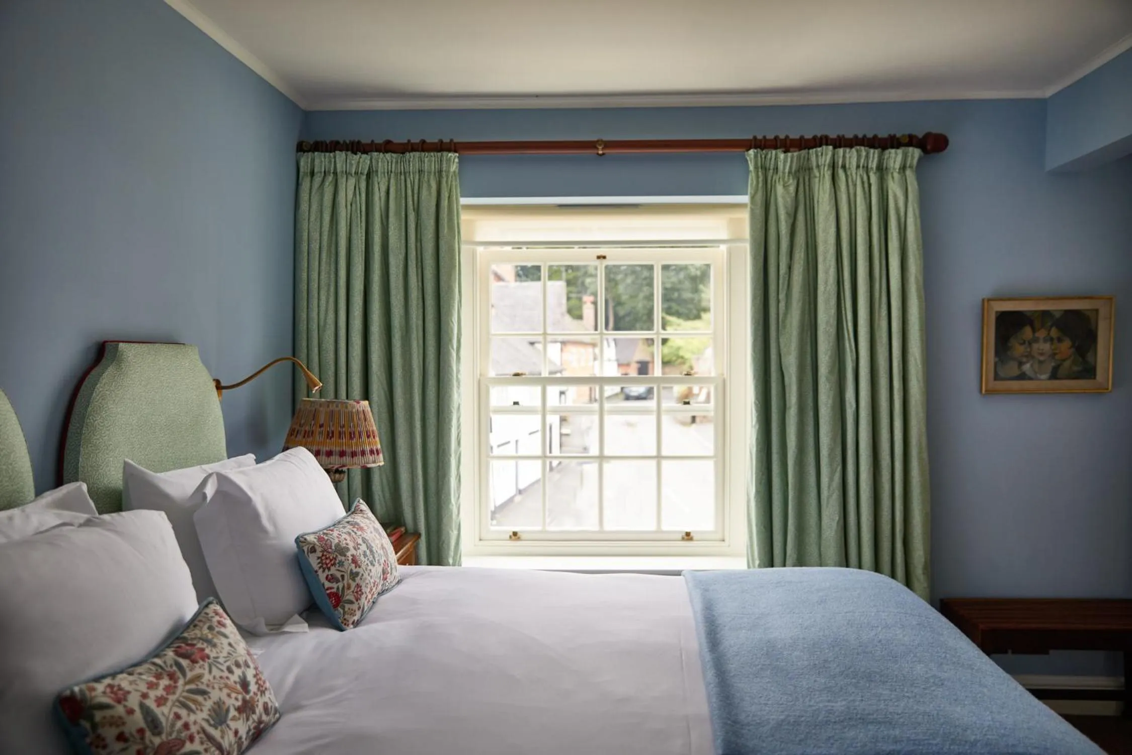 Bedroom, Bed in The Bear Inn, Hodnet