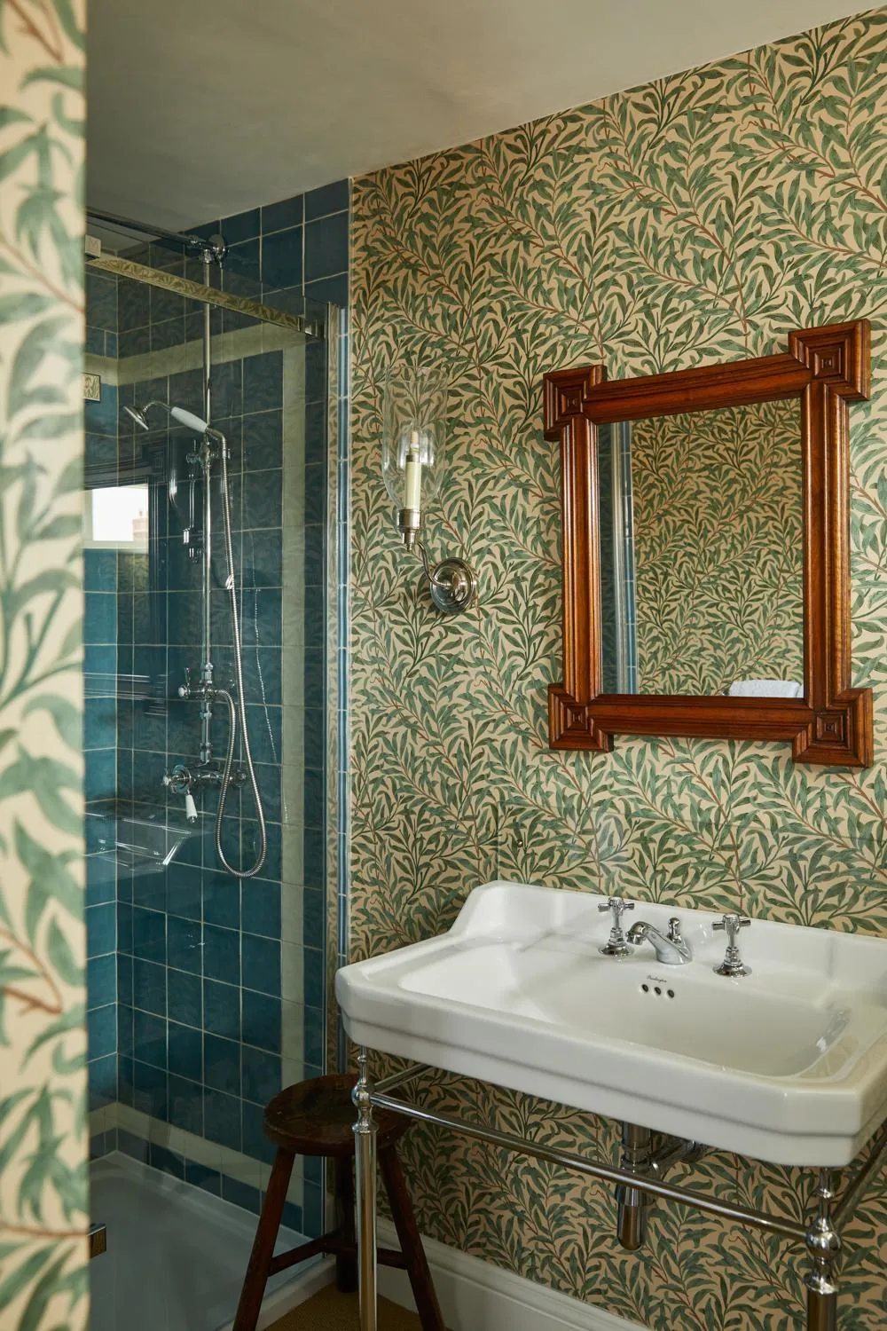 Bathroom in The Bear Inn, Hodnet