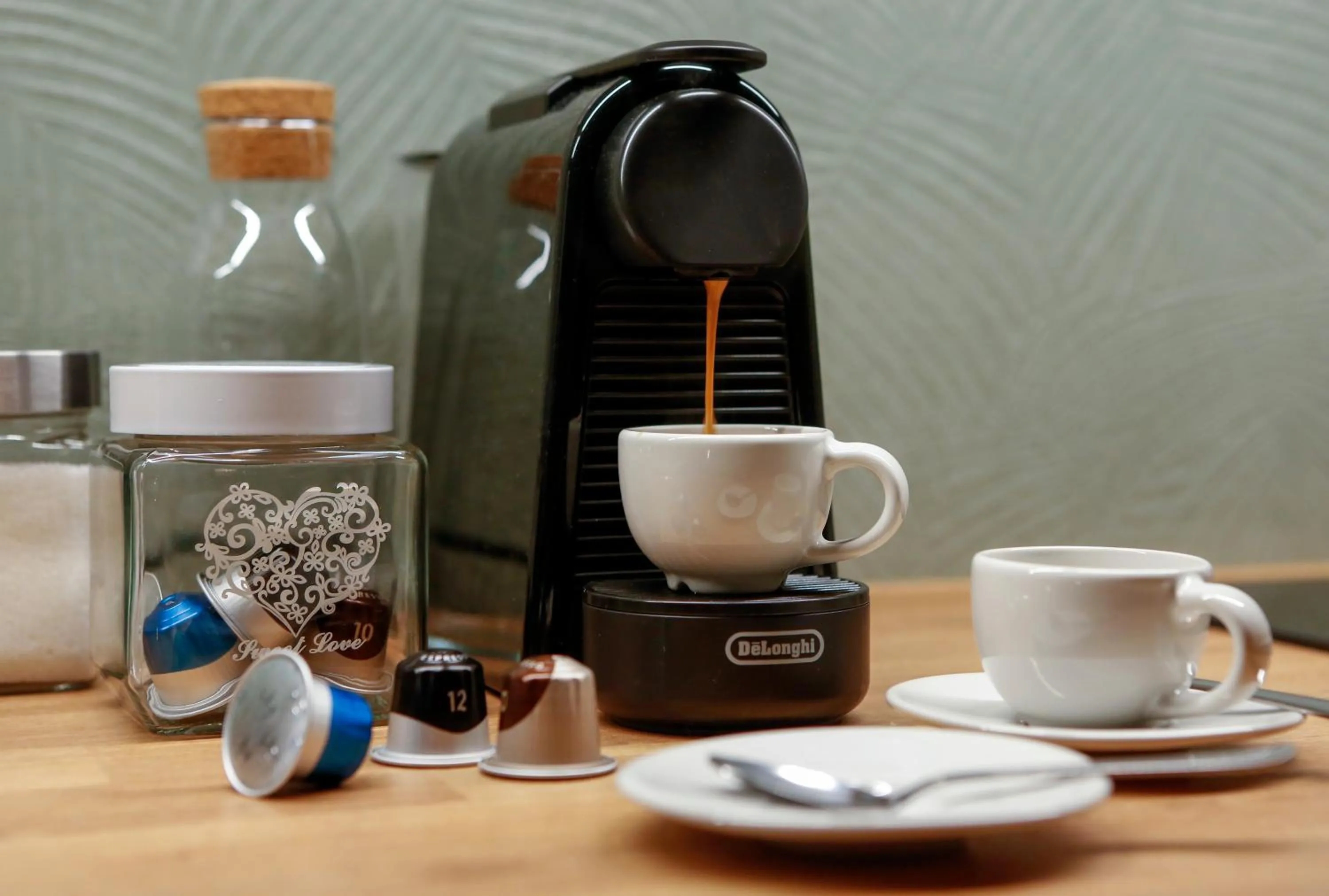 Coffee/tea facilities in Akacfa Holiday Apartments