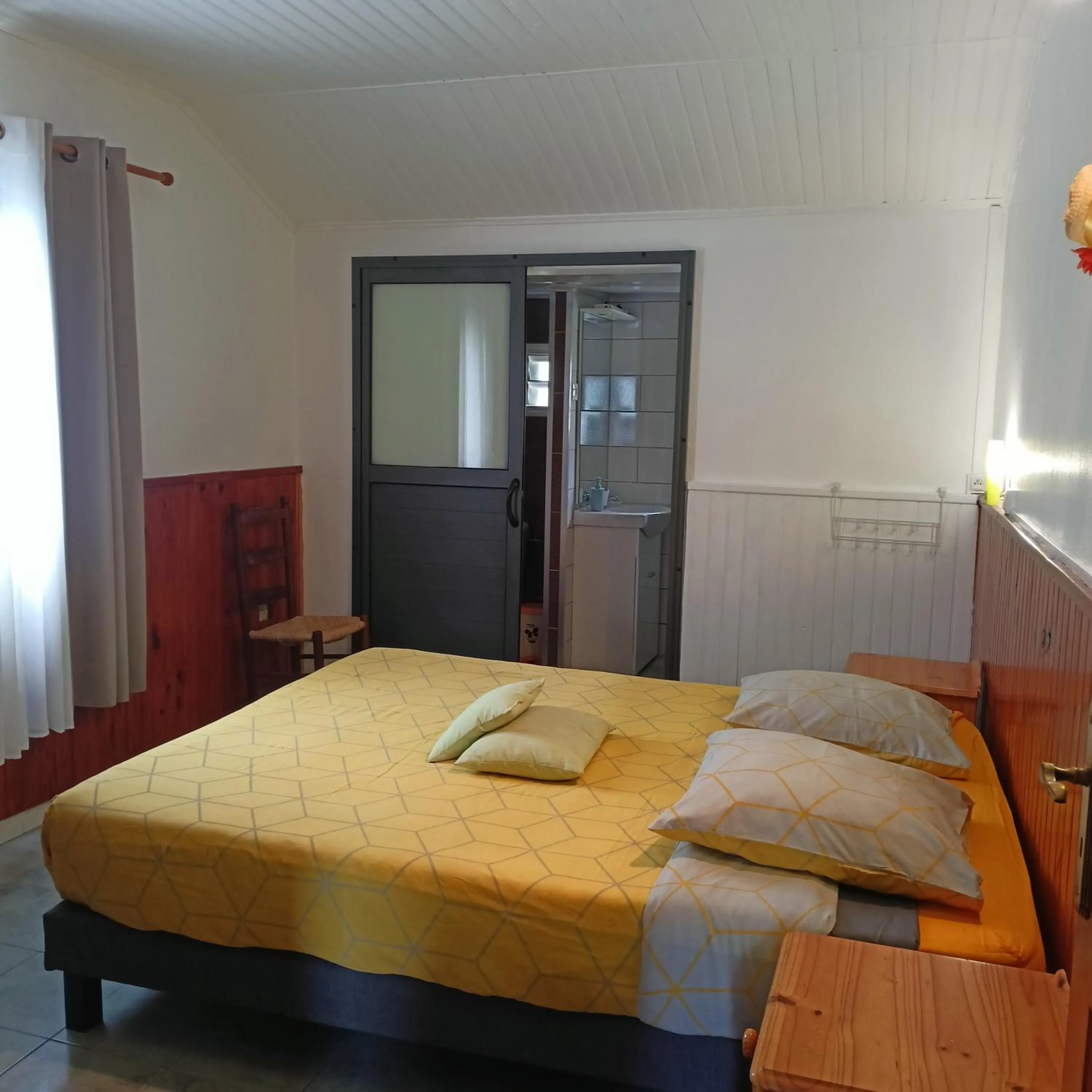 Double Room with Mountain View in Petite fleur de lentilles