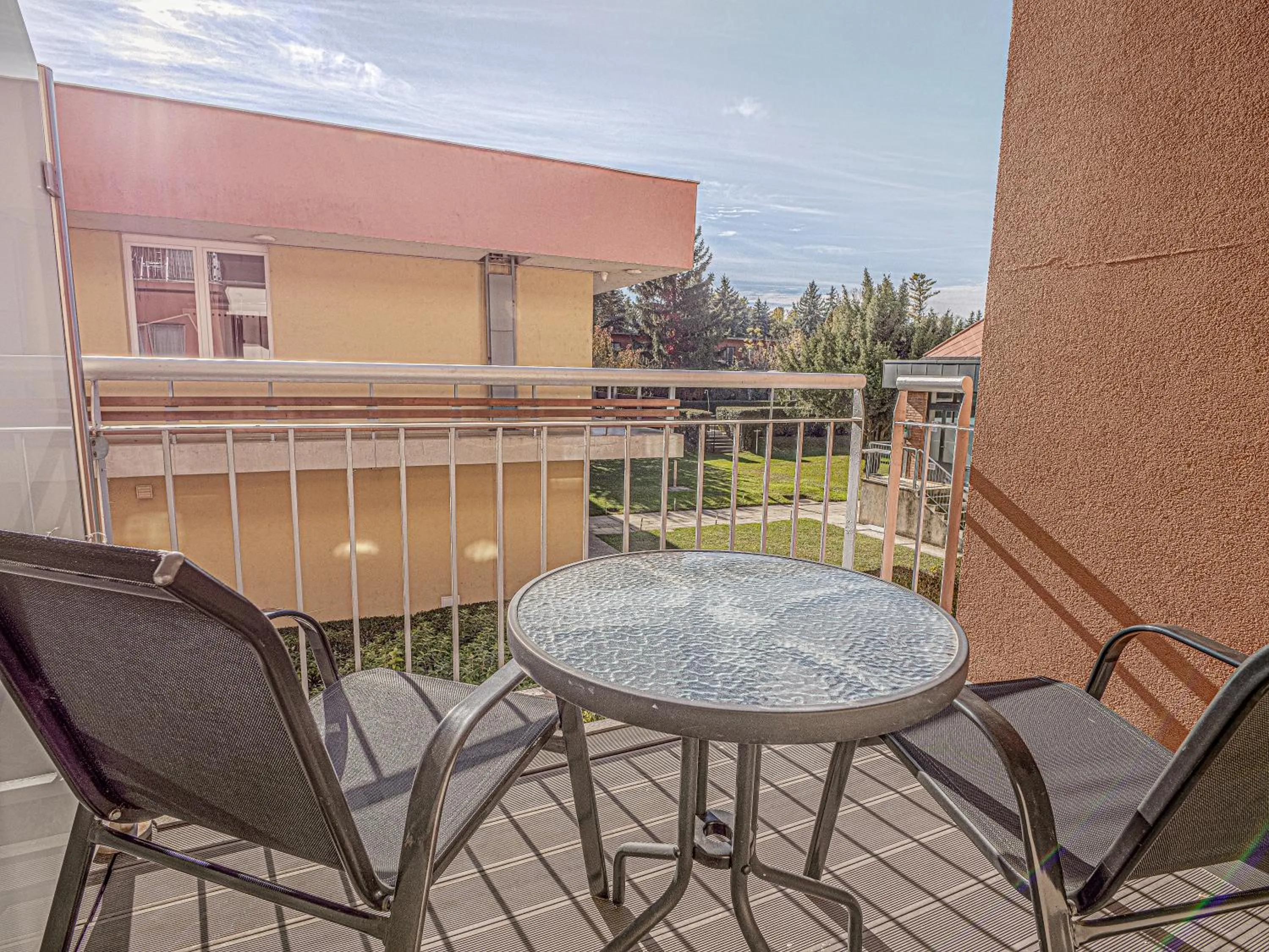 Balcony/Terrace in Holiday Beach Budapest Hotel