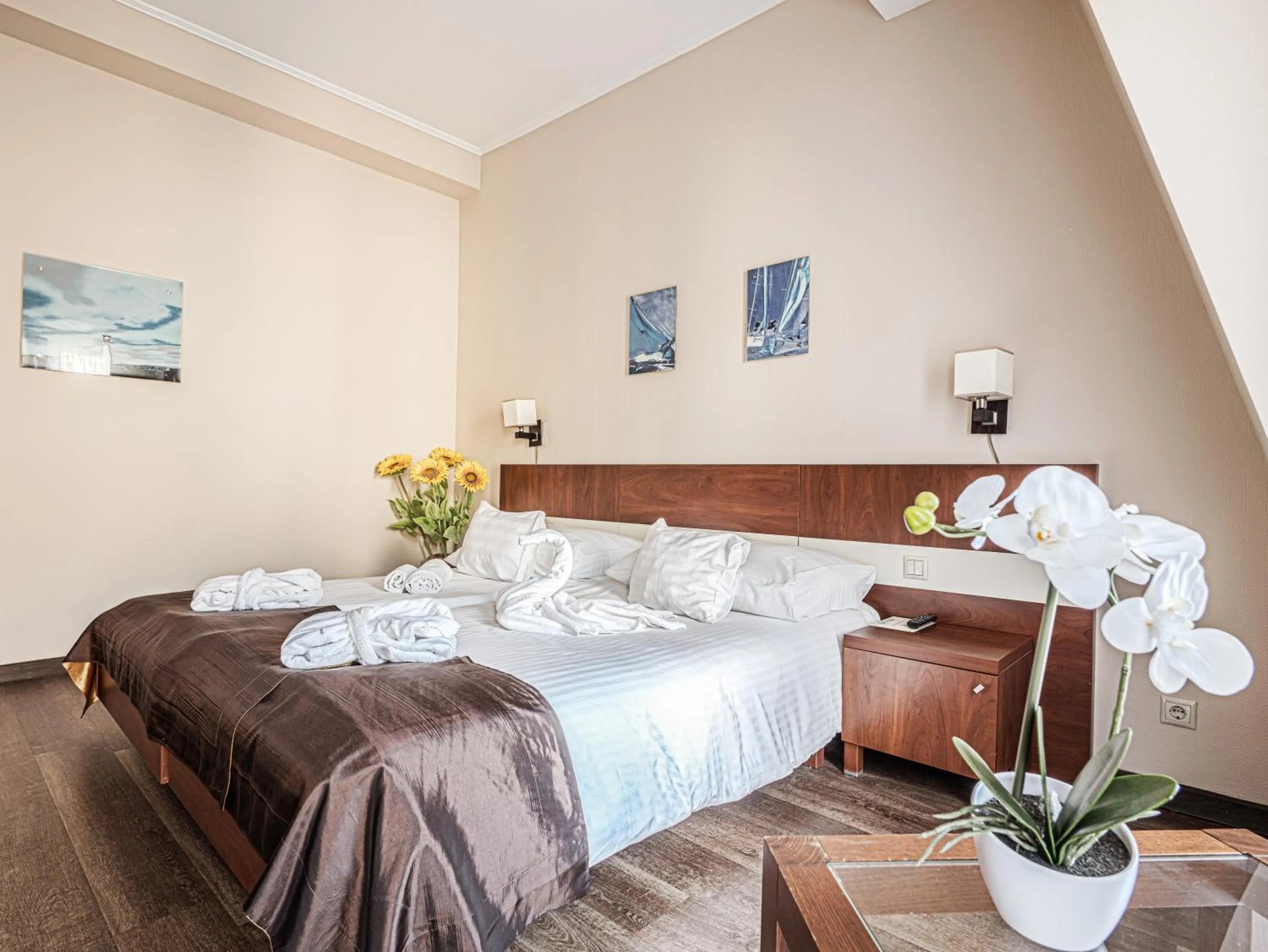 Photo of the whole room, Bed in Holiday Beach Budapest Hotel