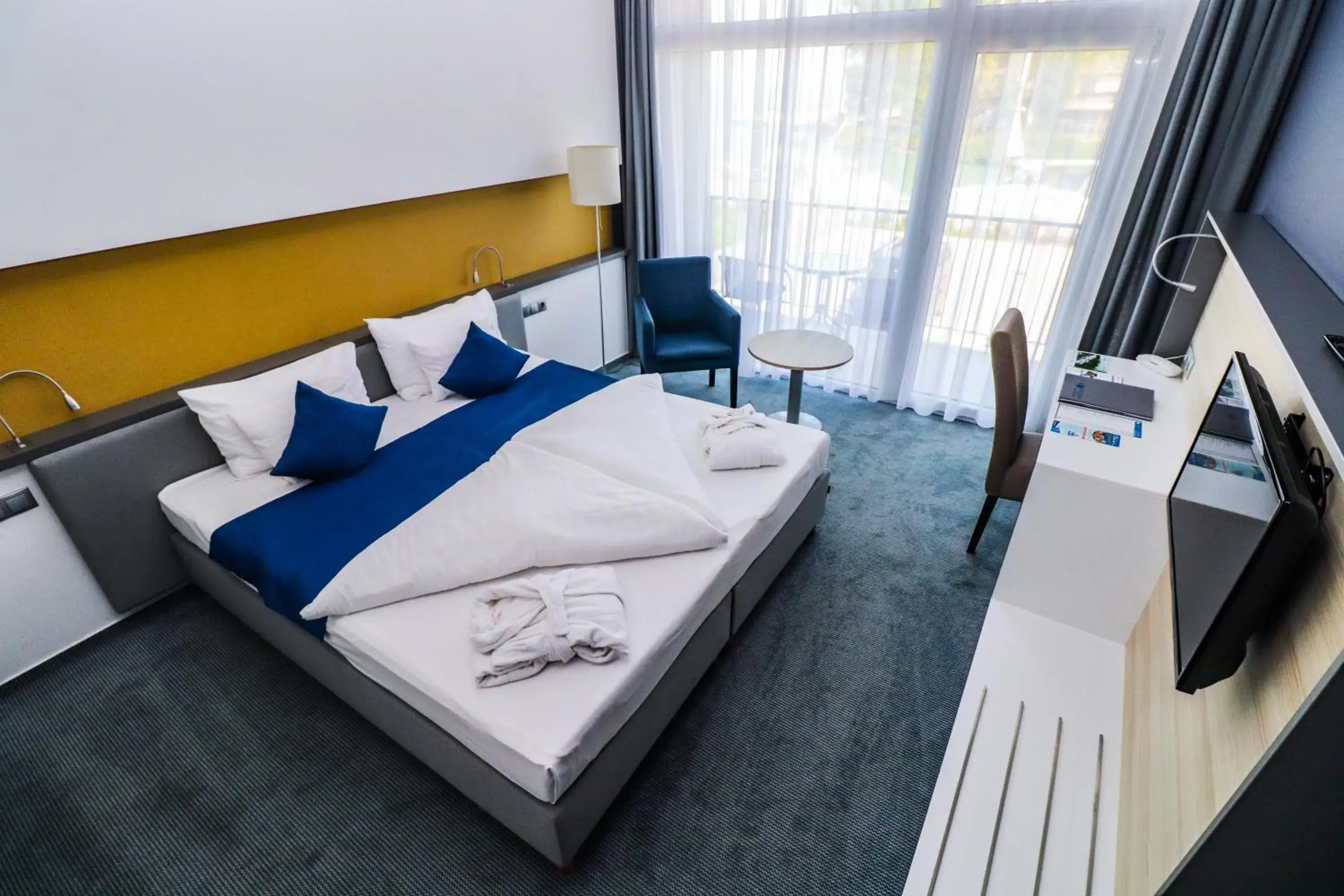 Superior Double Room - single occupancy in Hotel Yacht Wellness & Business Superior Double Room - single occupancy in Hotel Yacht Wellness & Business