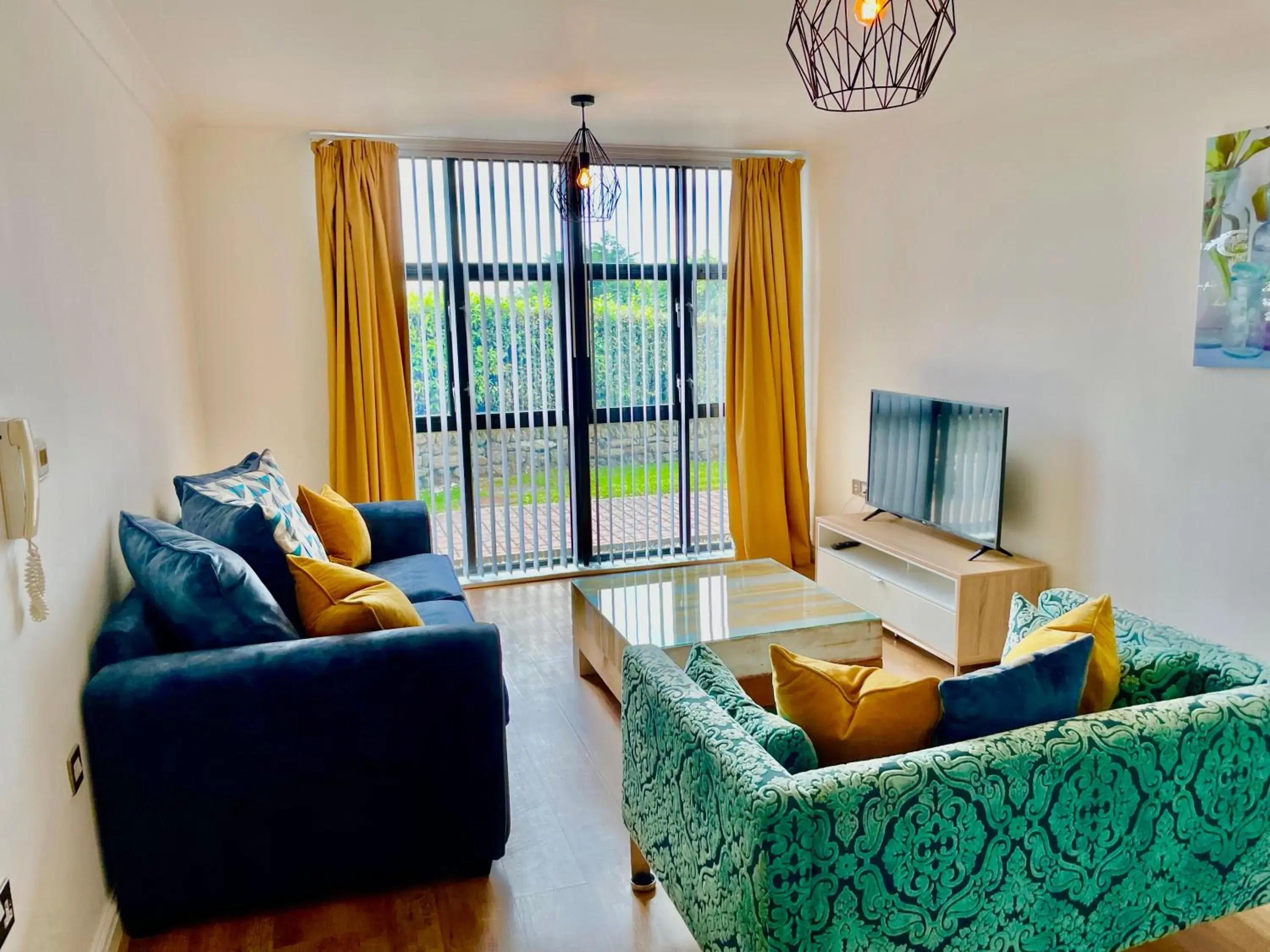 Classic Apartment in Pochin House Collections Classic Apartment in Pochin House Collections