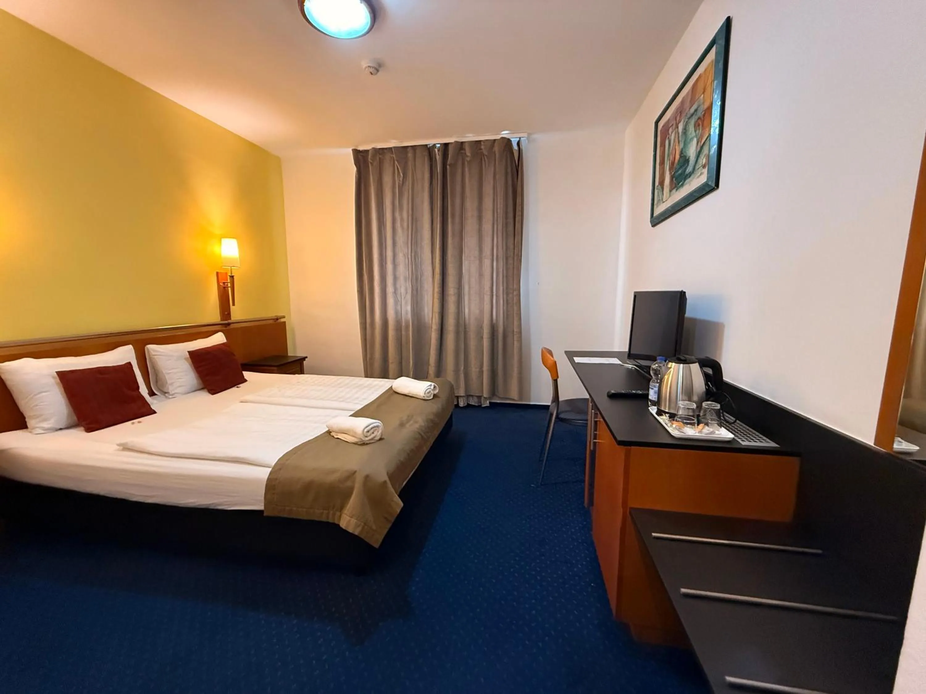 Bed in Hotel Veritas