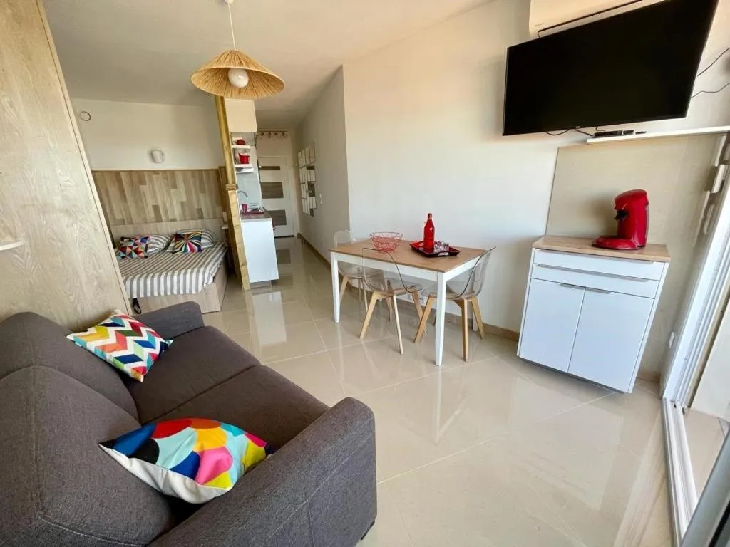 Living room in Superbe Studio Le pavois