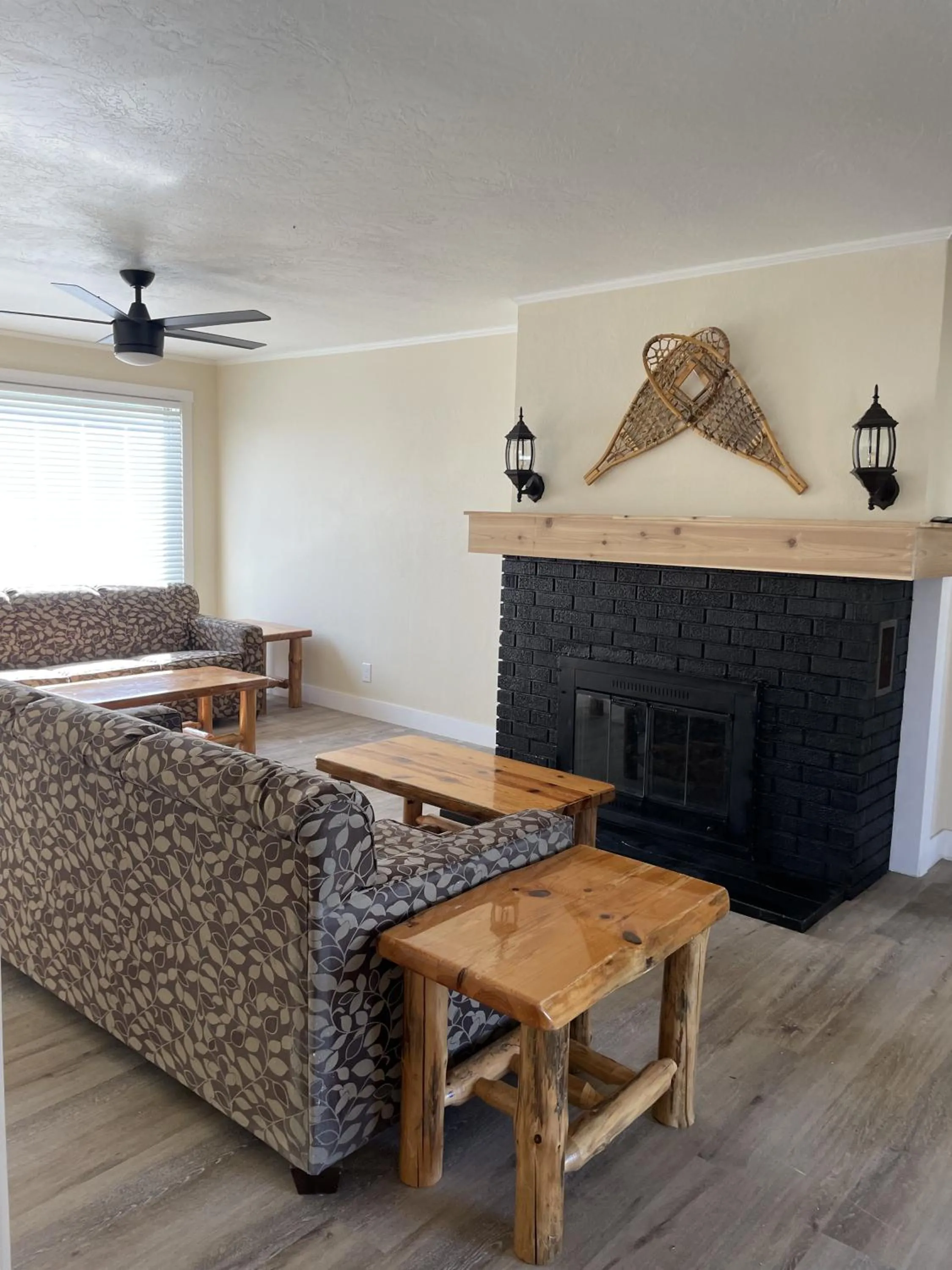 Three-Bedroom House in Sacajawea Inn