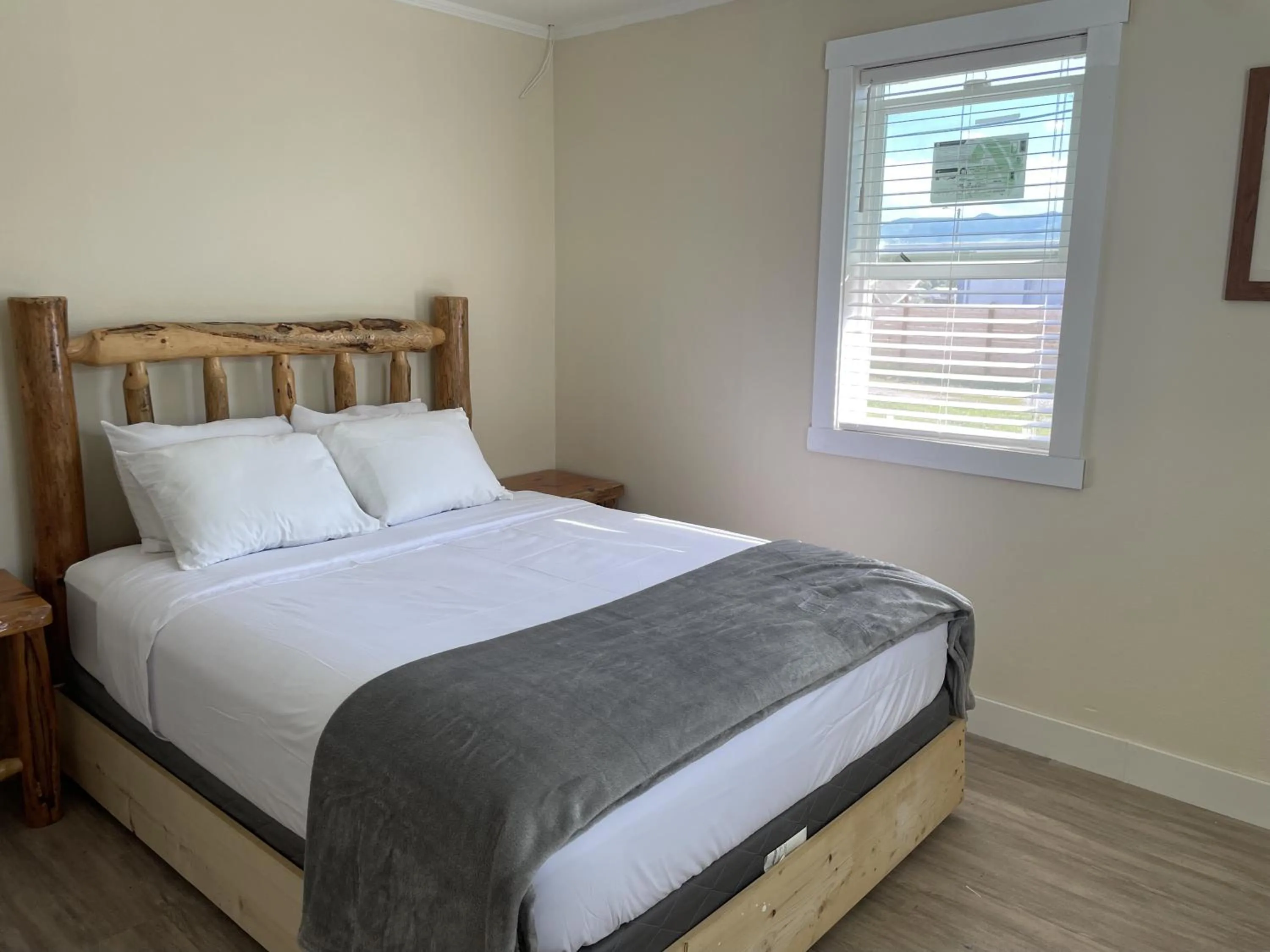 Three-Bedroom House in Sacajawea Inn