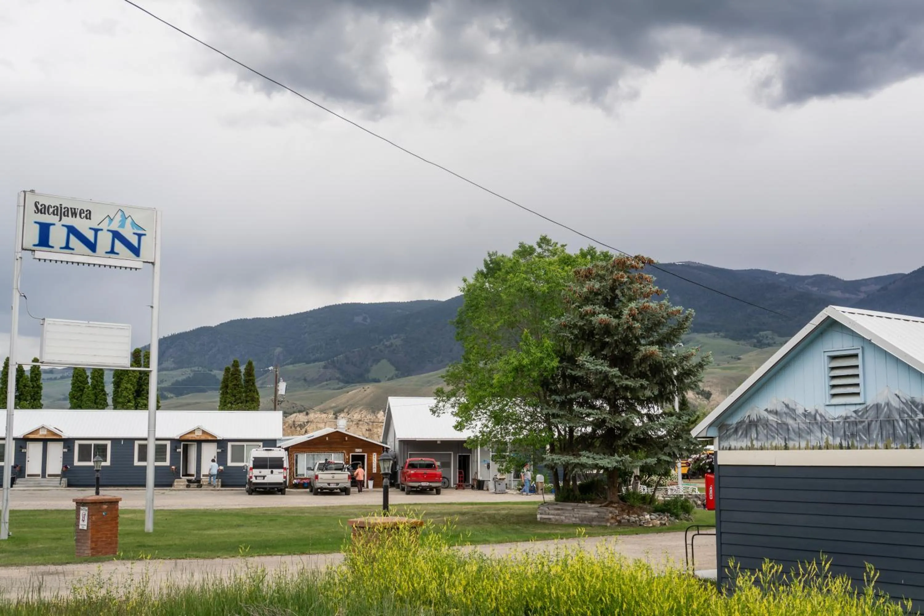 Sacajawea Inn