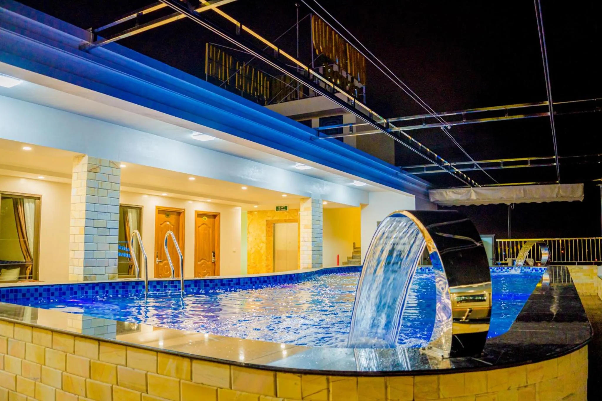 Swimming pool in QUANG VINH HOTEL