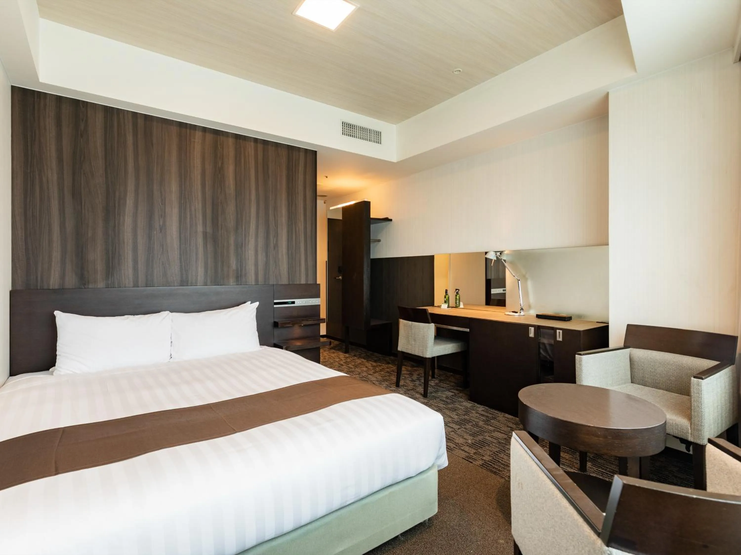 Photo of the whole room, Bed in Tenza Hotel at Hakata Station