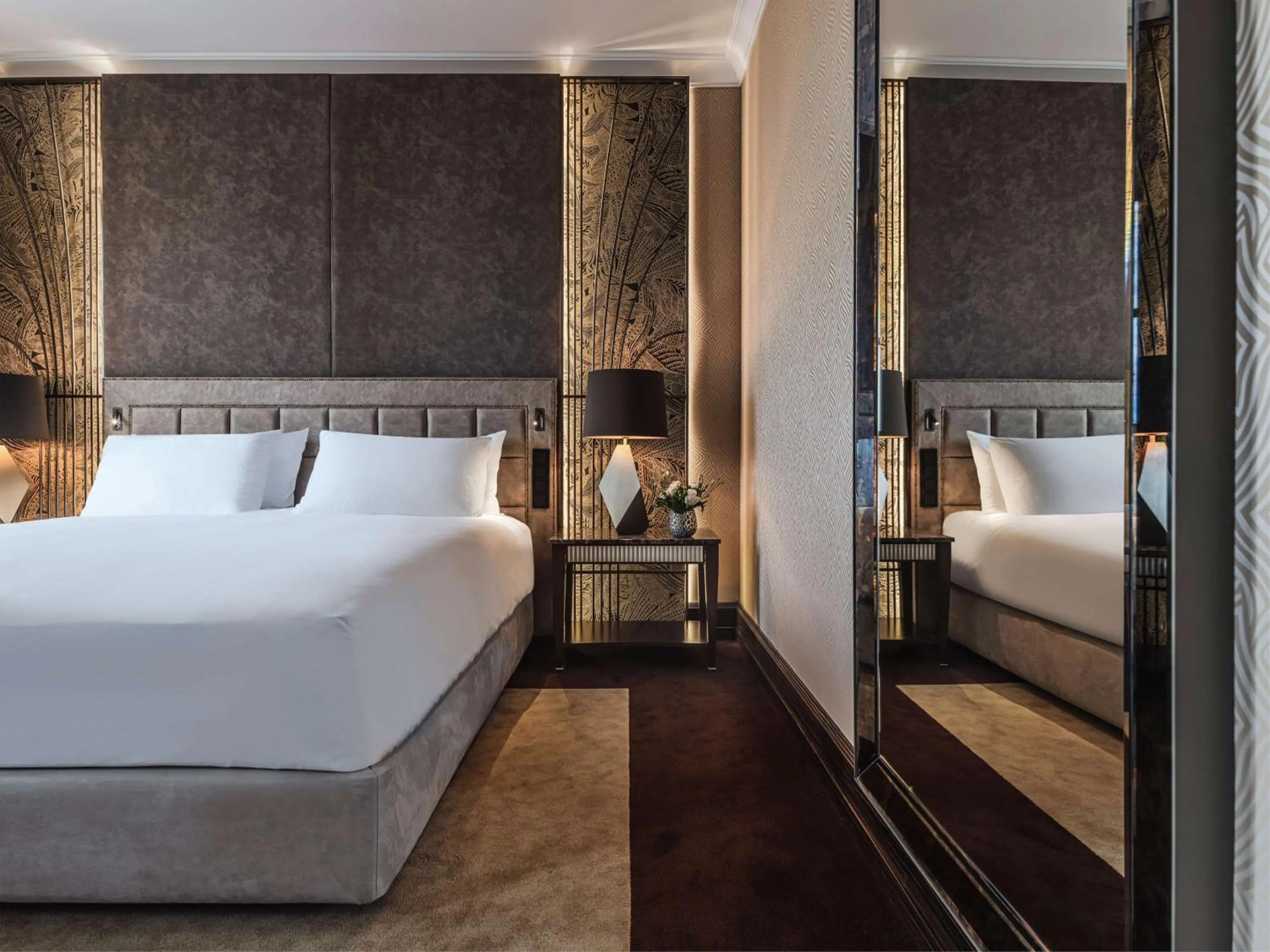 Bedroom, Bed in Anantara New York Palace Budapest - A Leading Hotel of the World