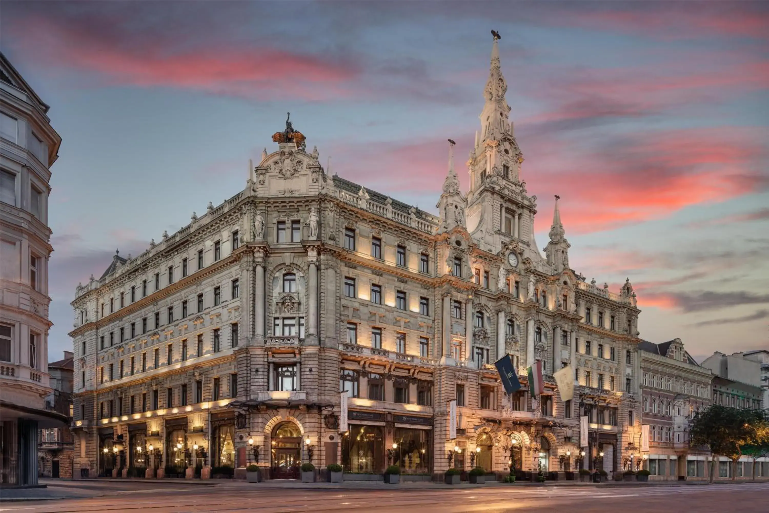Property building in Anantara New York Palace Budapest - A Leading Hotel of the World Property building in Anantara New York Palace Budapest - A Leading Hotel of the World