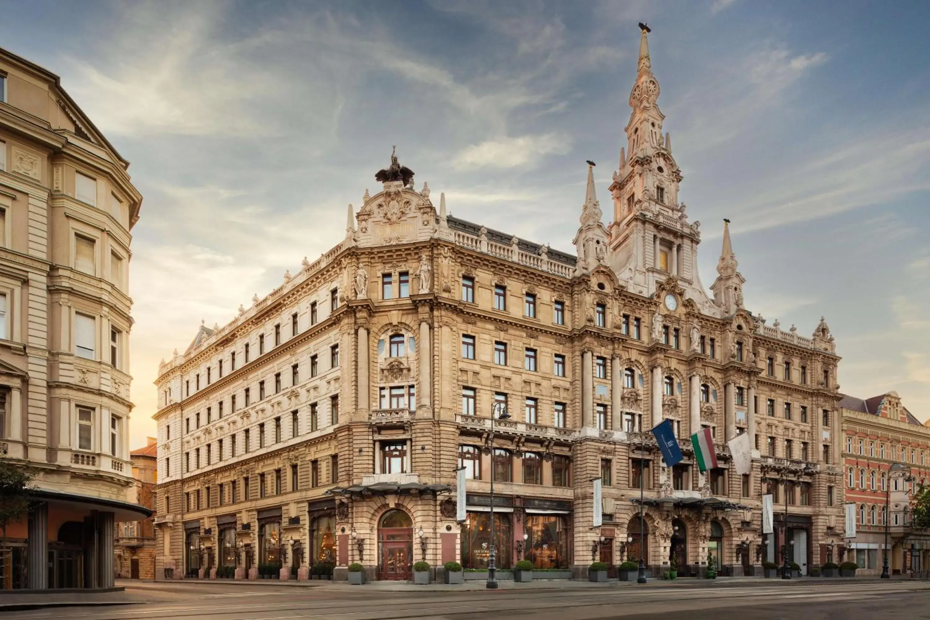 Property building in Anantara New York Palace Budapest - A Leading Hotel of the World Property building in Anantara New York Palace Budapest - A Leading Hotel of the World