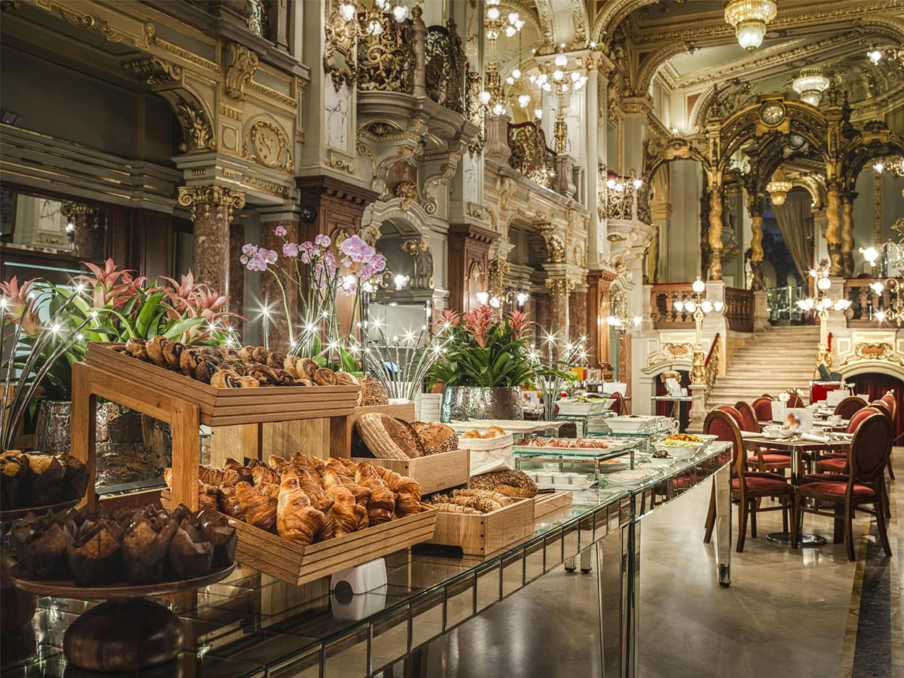 Restaurant/places to eat in Anantara New York Palace Budapest - A Leading Hotel of the World
