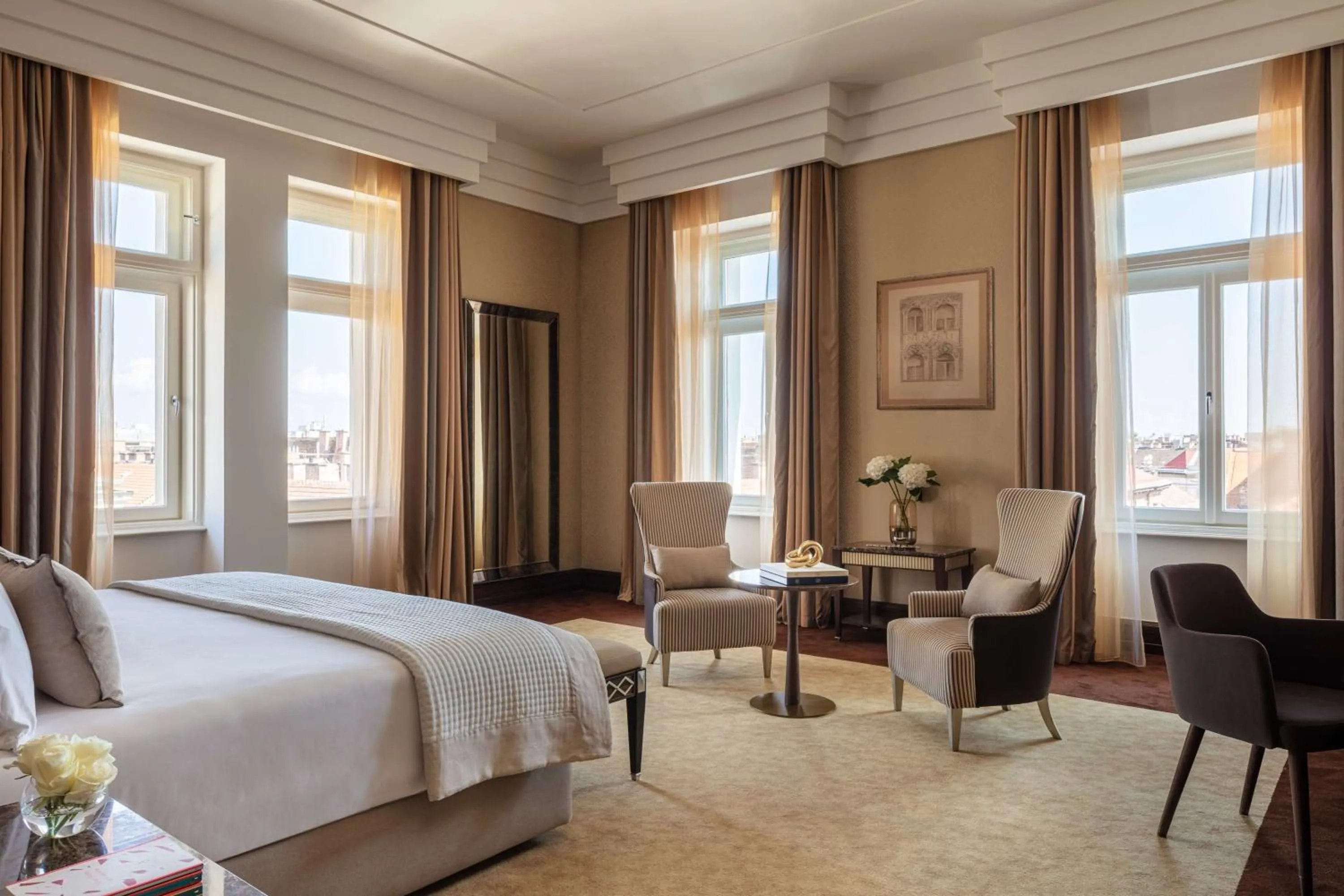 Bedroom, Bed in Anantara New York Palace Budapest - A Leading Hotel of the World