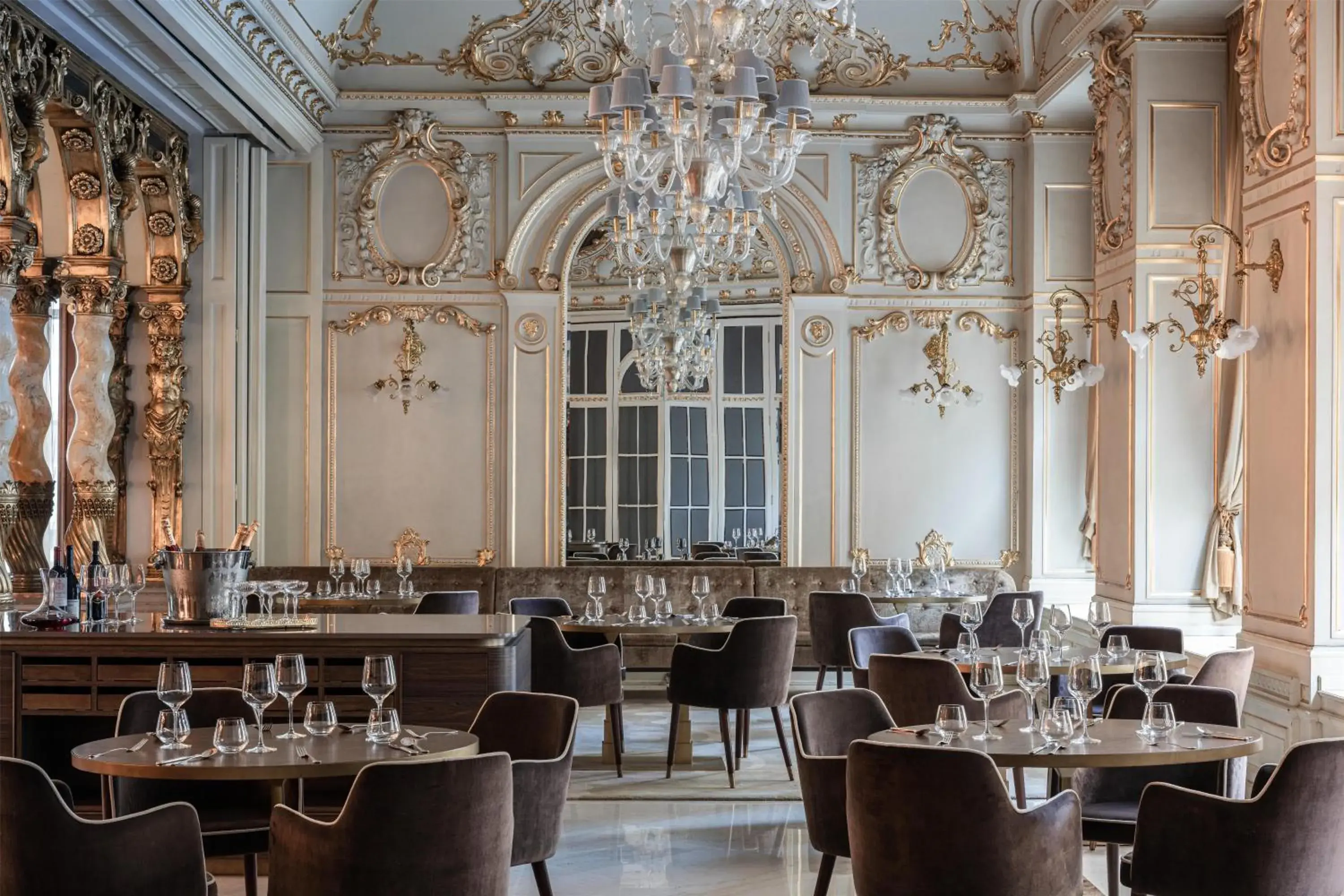 Restaurant/places to eat in Anantara New York Palace Budapest - A Leading Hotel of the World Restaurant/places to eat in Anantara New York Palace Budapest - A Leading Hotel of the World