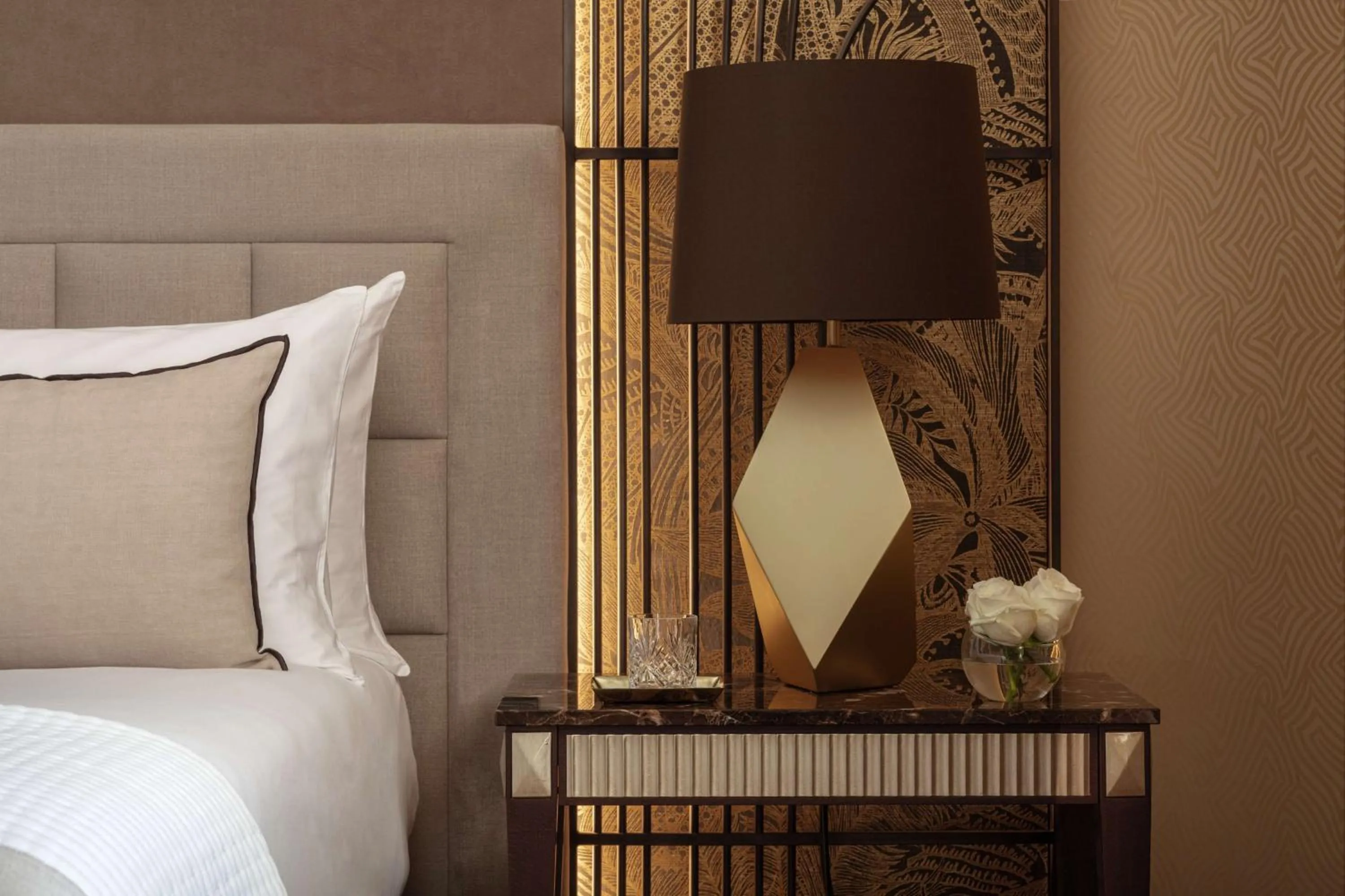 Bedroom, Bed in Anantara New York Palace Budapest - A Leading Hotel of the World