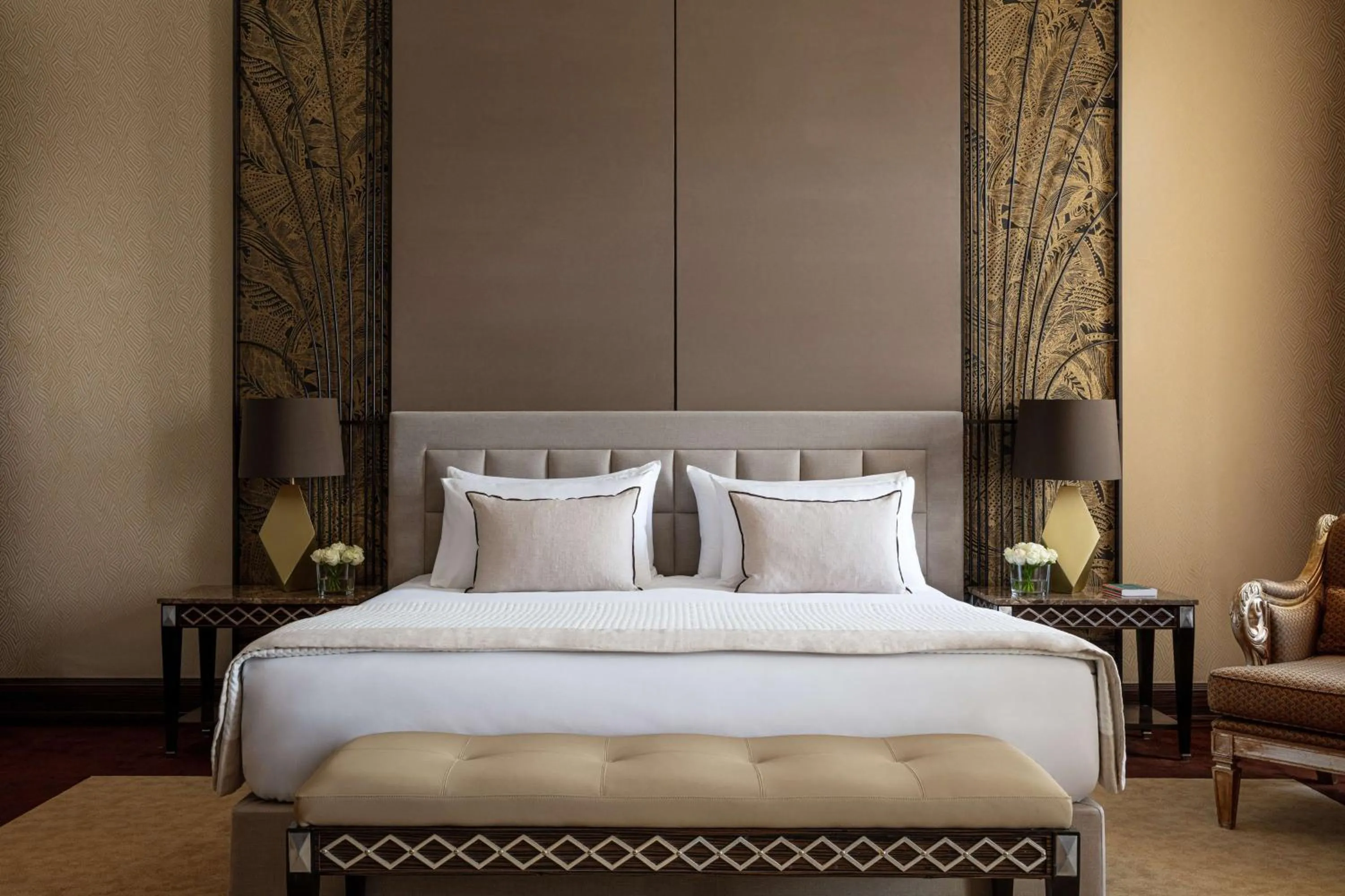 Bedroom, Bed in Anantara New York Palace Budapest - A Leading Hotel of the World