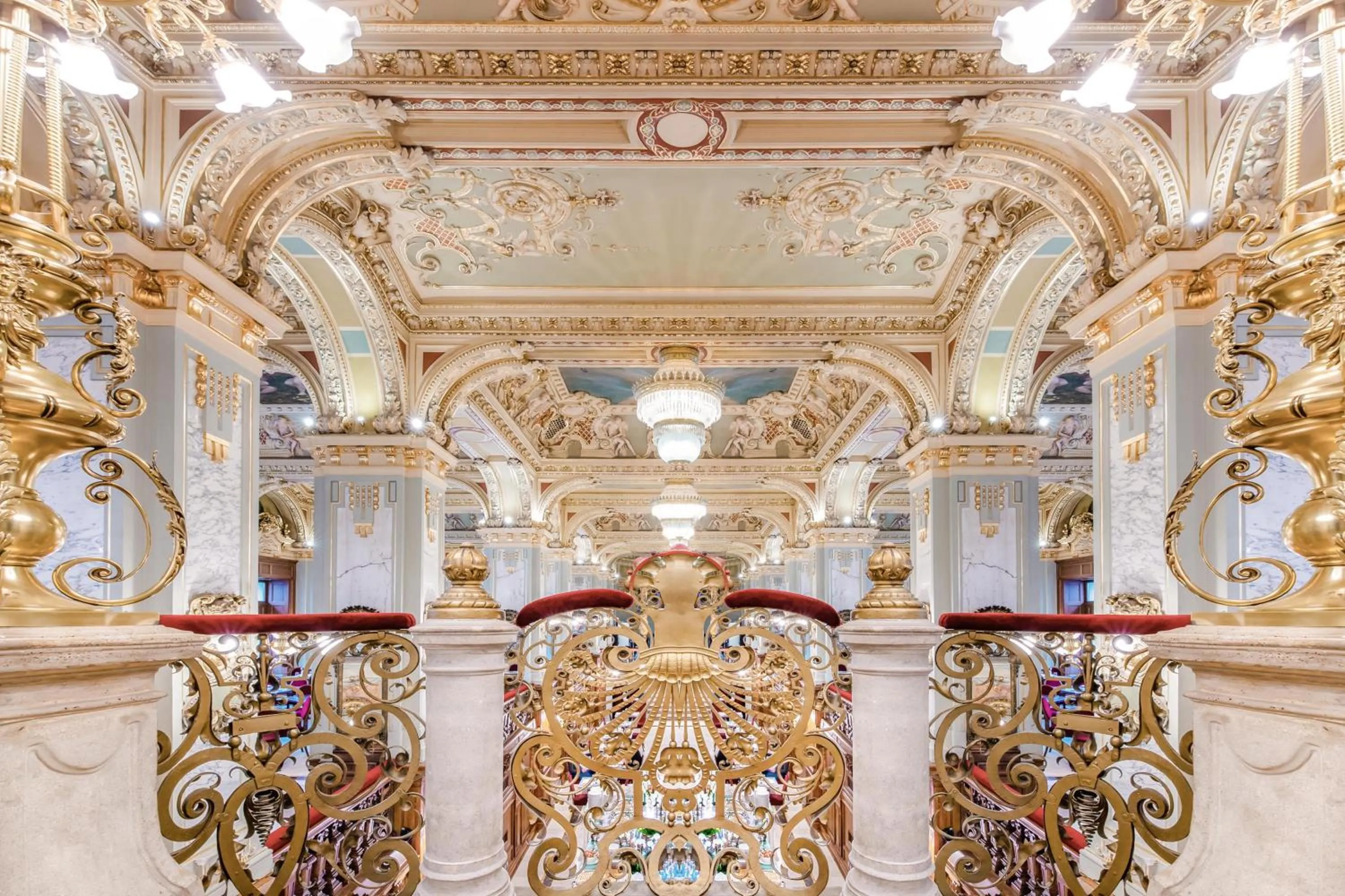 Restaurant/places to eat in Anantara New York Palace Budapest - A Leading Hotel of the World