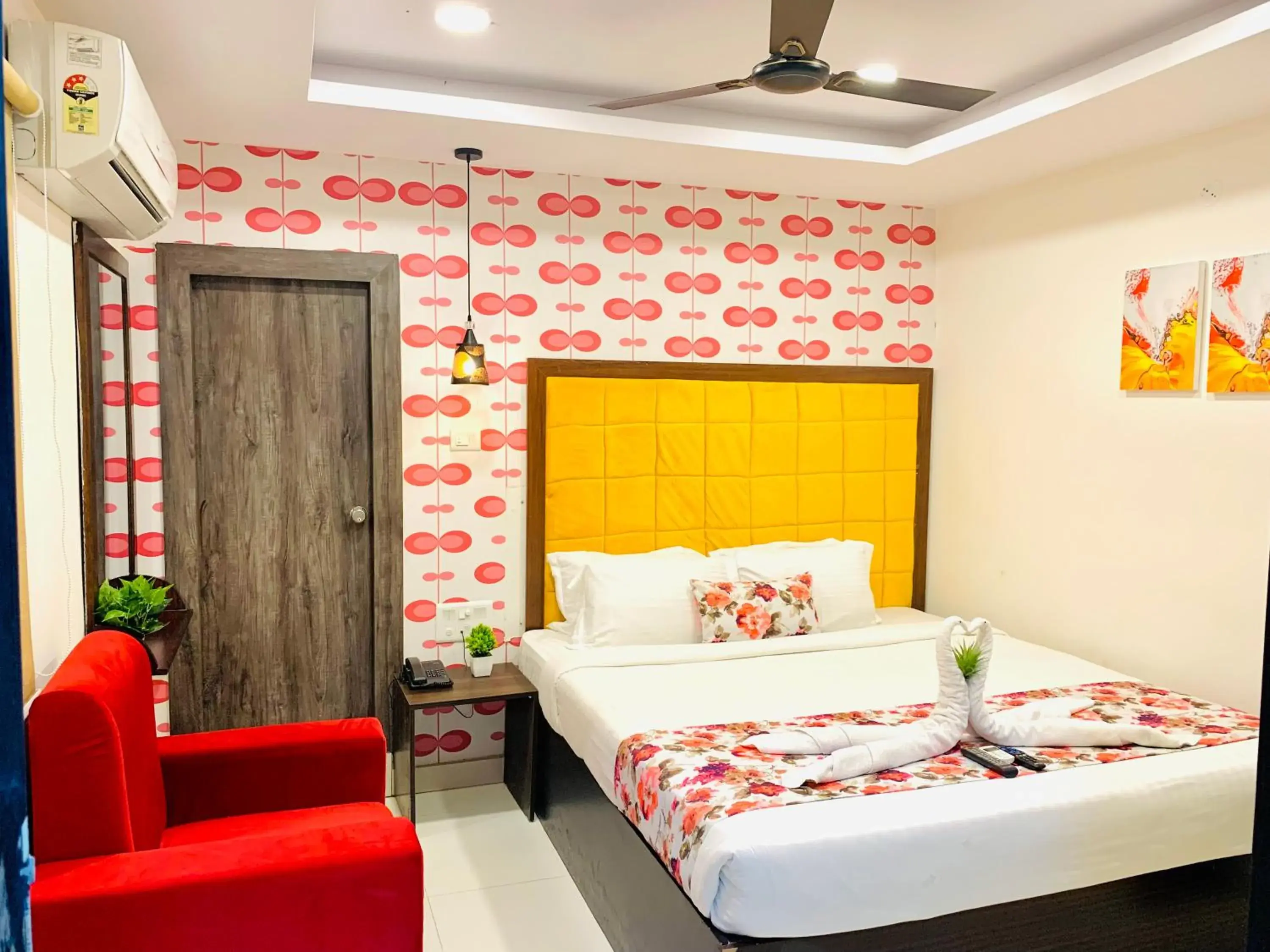 Junior Suite - single occupancy in Hotel oak by signature airport zone hyderabad Junior Suite - single occupancy in Hotel oak by signature airport zone hyderabad