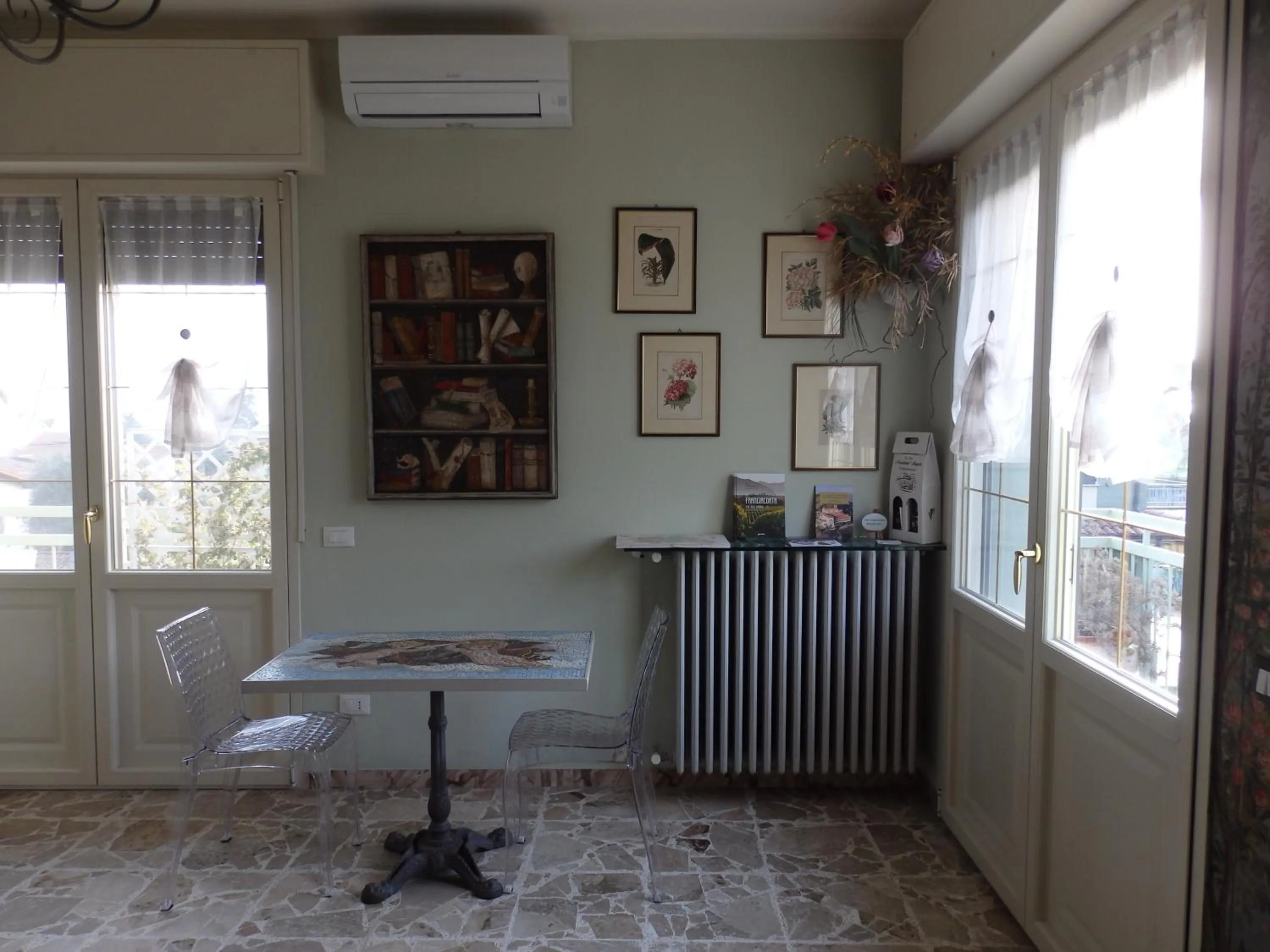 Balcony/Terrace in Riflessi d'Arte