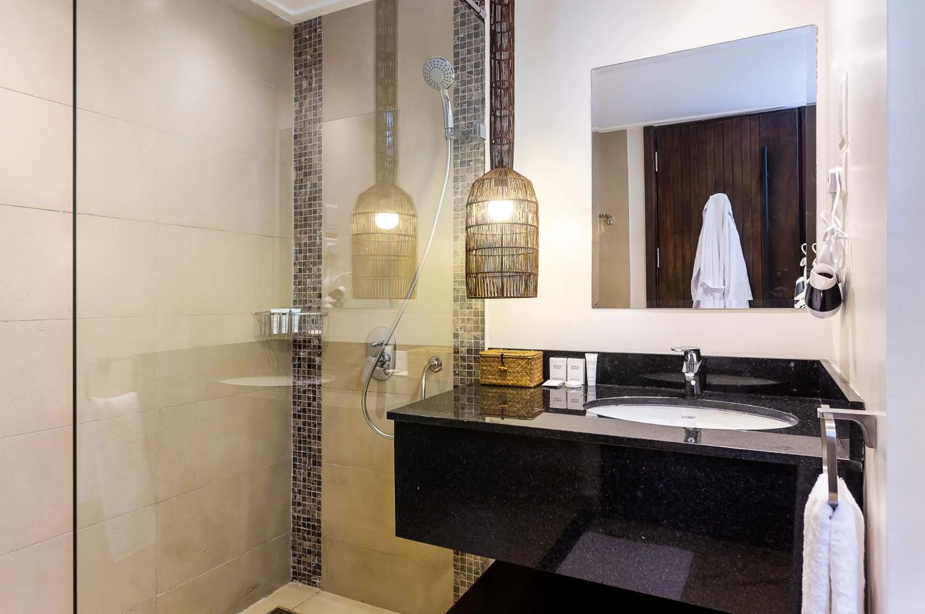Shower in Ulwazi Place Hotel by Trianum