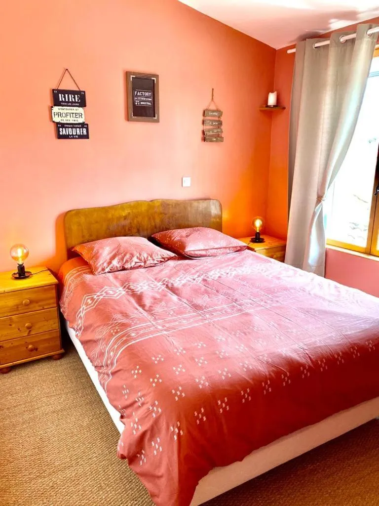 Bed in Rooftop Face à la Cité 'RFC'