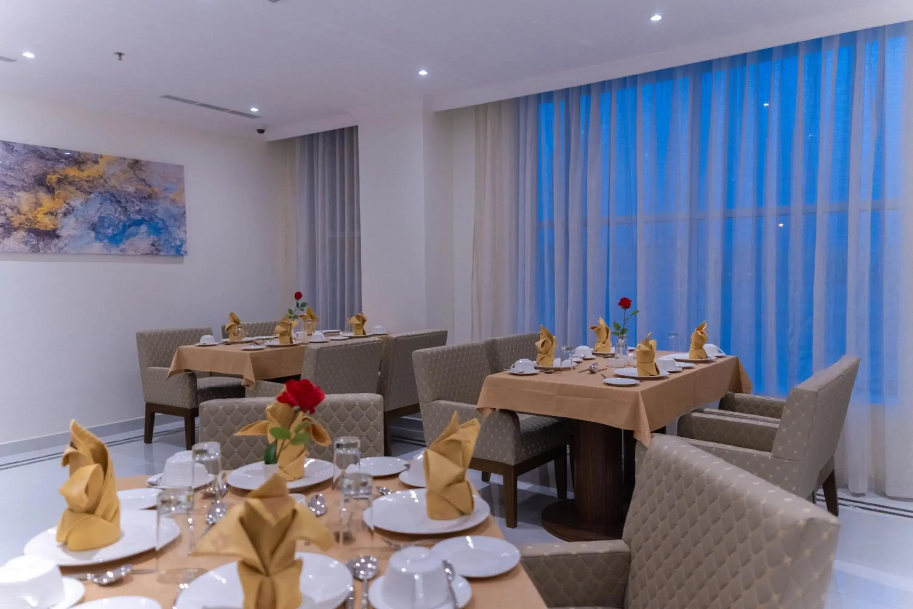 Restaurant/places to eat in The Gate Hotel and Apartments Restaurant/places to eat in The Gate Hotel and Apartments