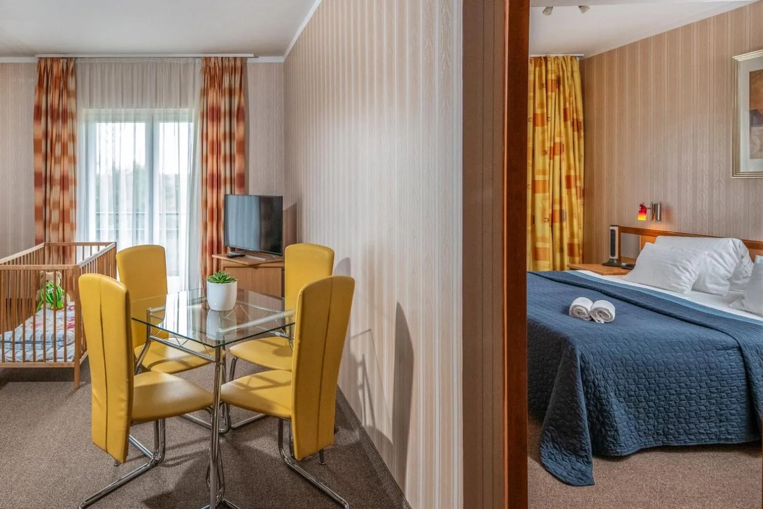 Photo of the whole room, Bed in Hotel Vital