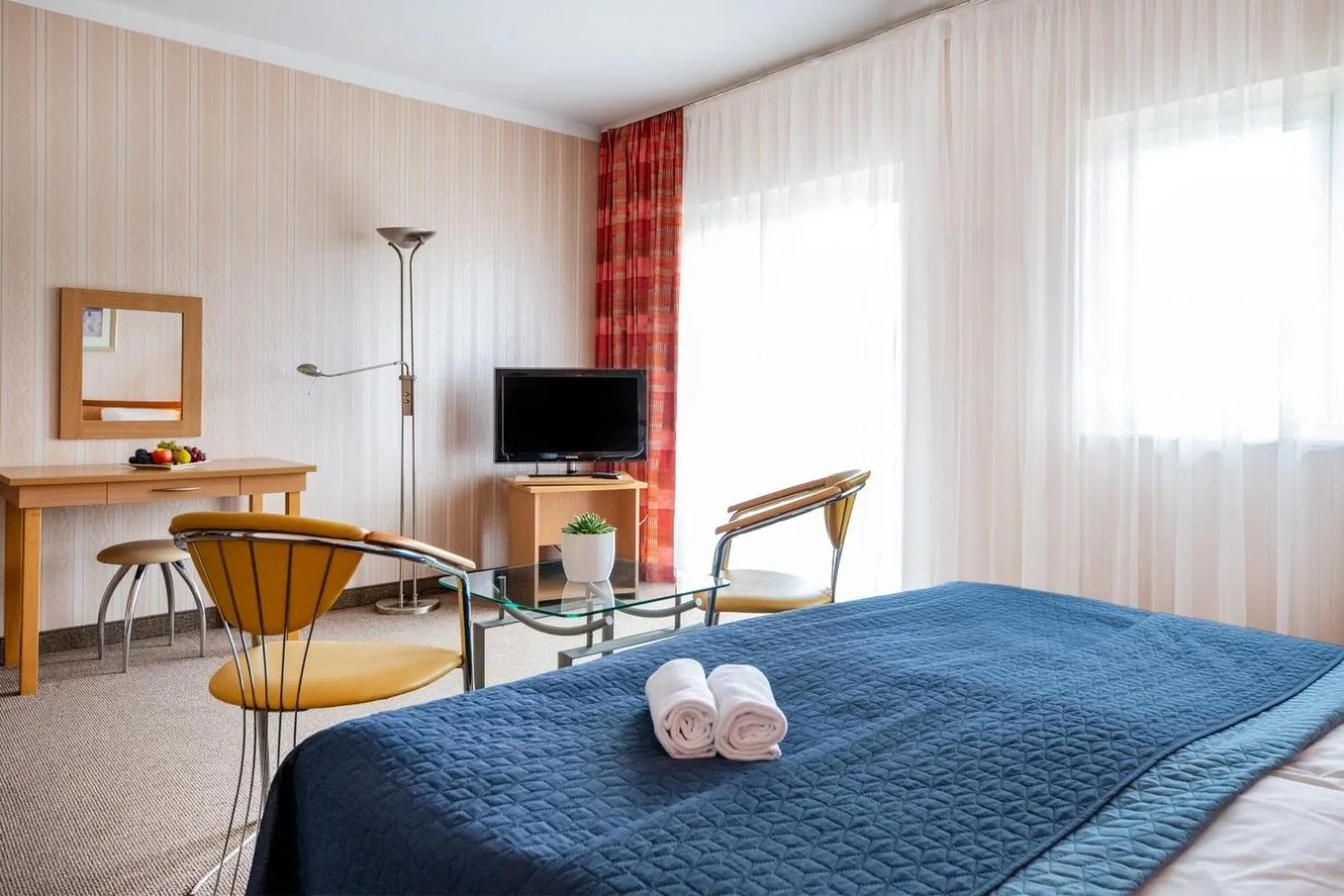 Photo of the whole room, Bed in Hotel Vital
