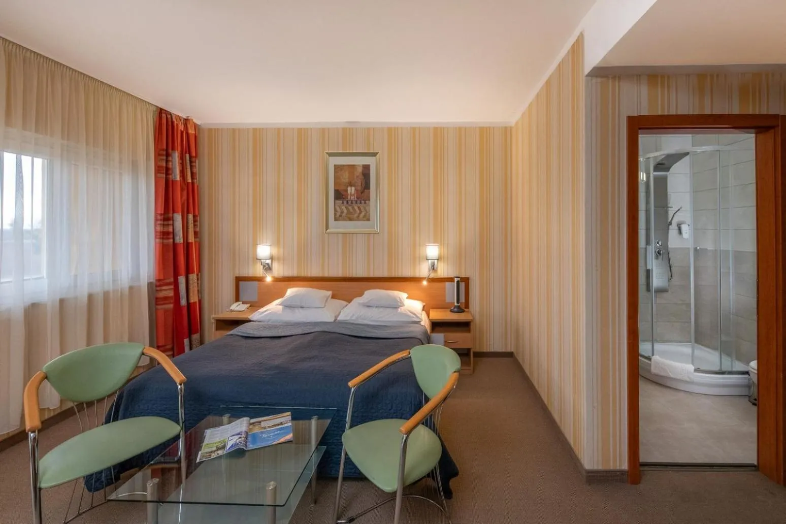 Photo of the whole room, Bed in Hotel Vital