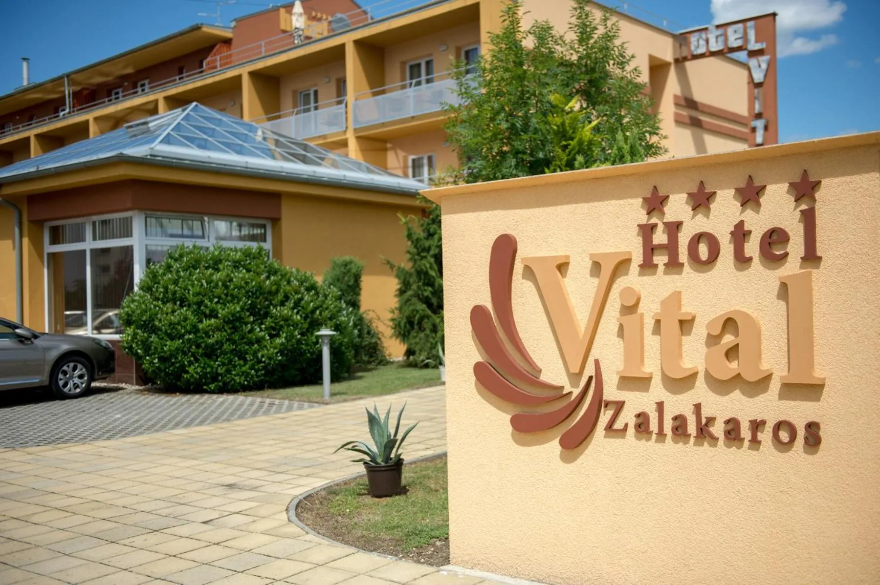 Facade/entrance in Hotel Vital