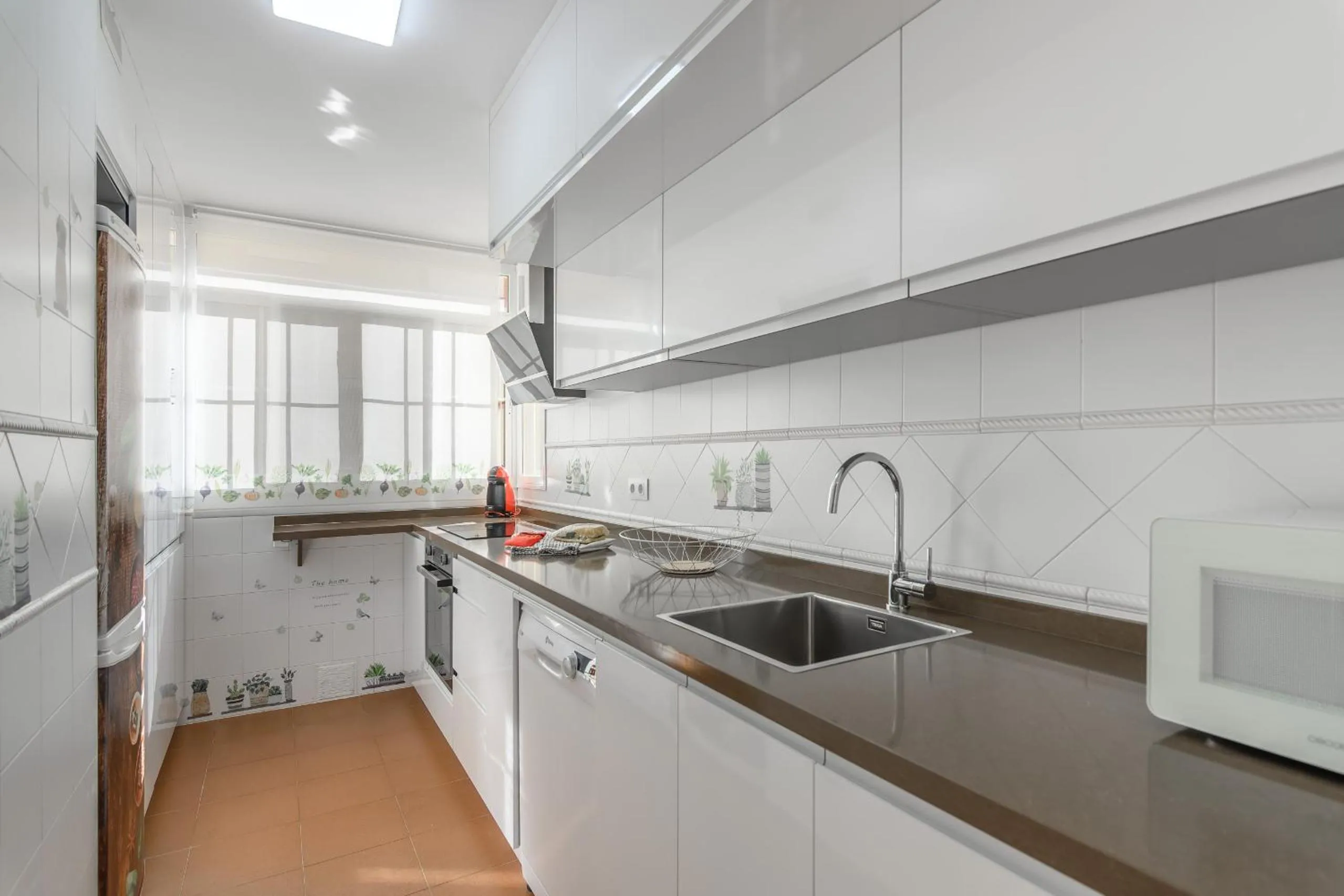 Kitchen or kitchenette in Albatros Golf I by Ĥ