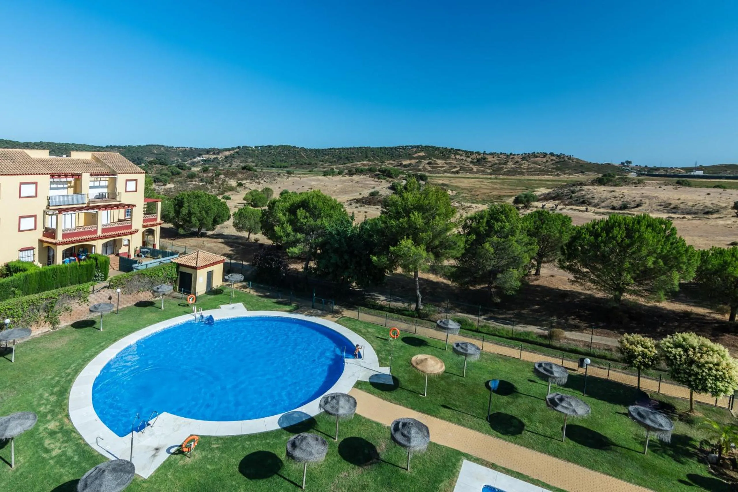 Swimming pool in Albatros Golf I by Ĥ