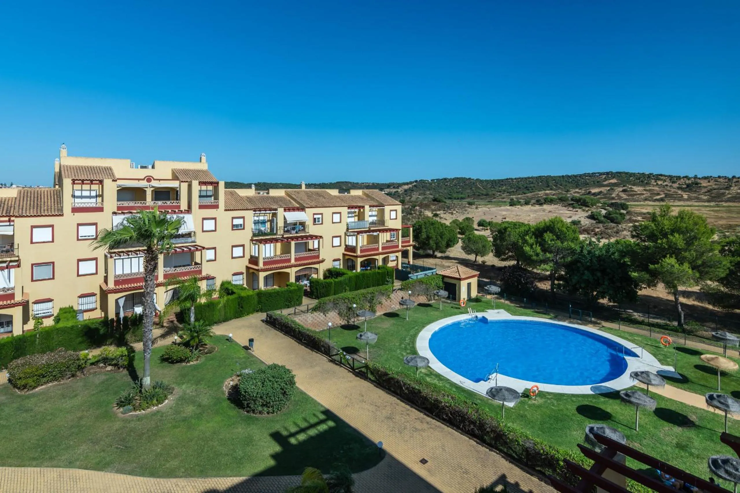 Swimming pool in Albatros Golf I by Ĥ
