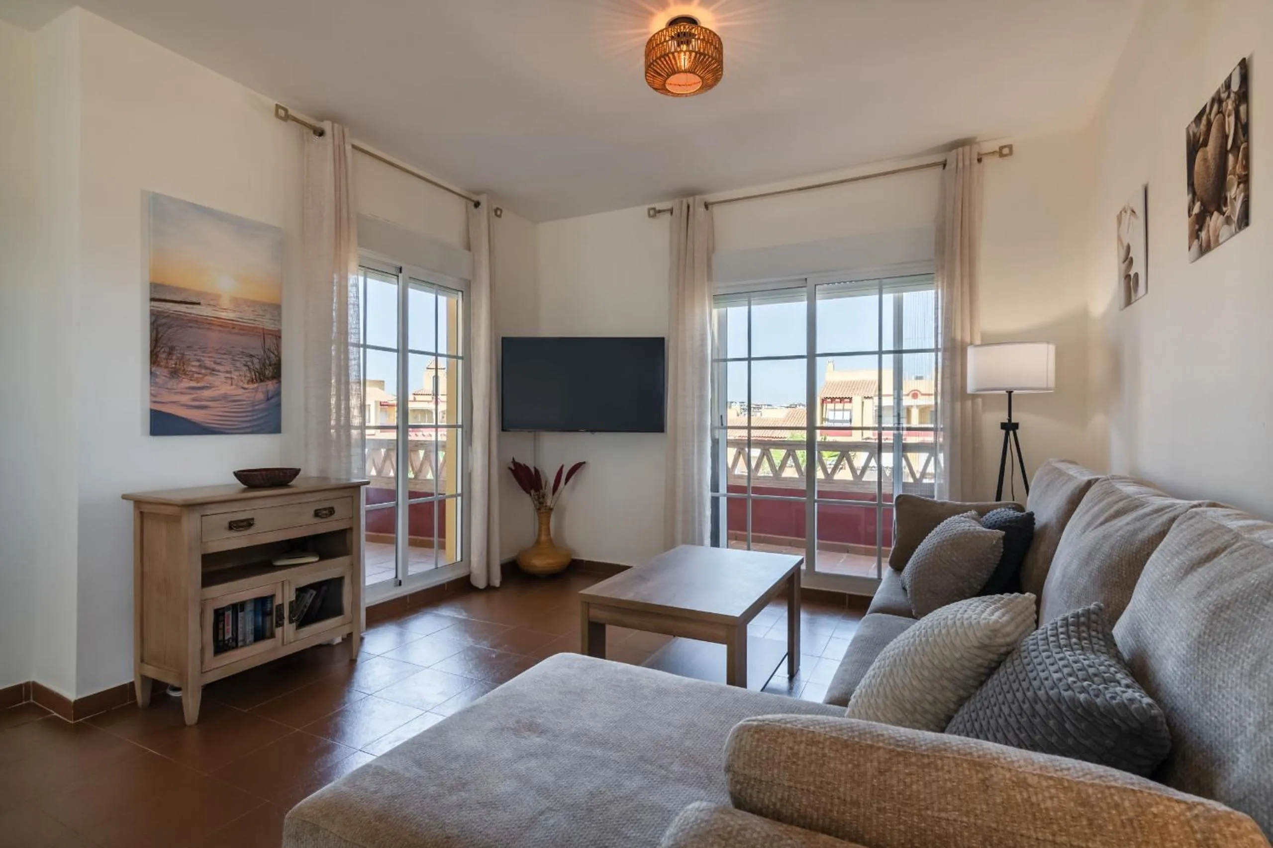 Communal lounge/ TV room in Albatros Golf I by Ĥ