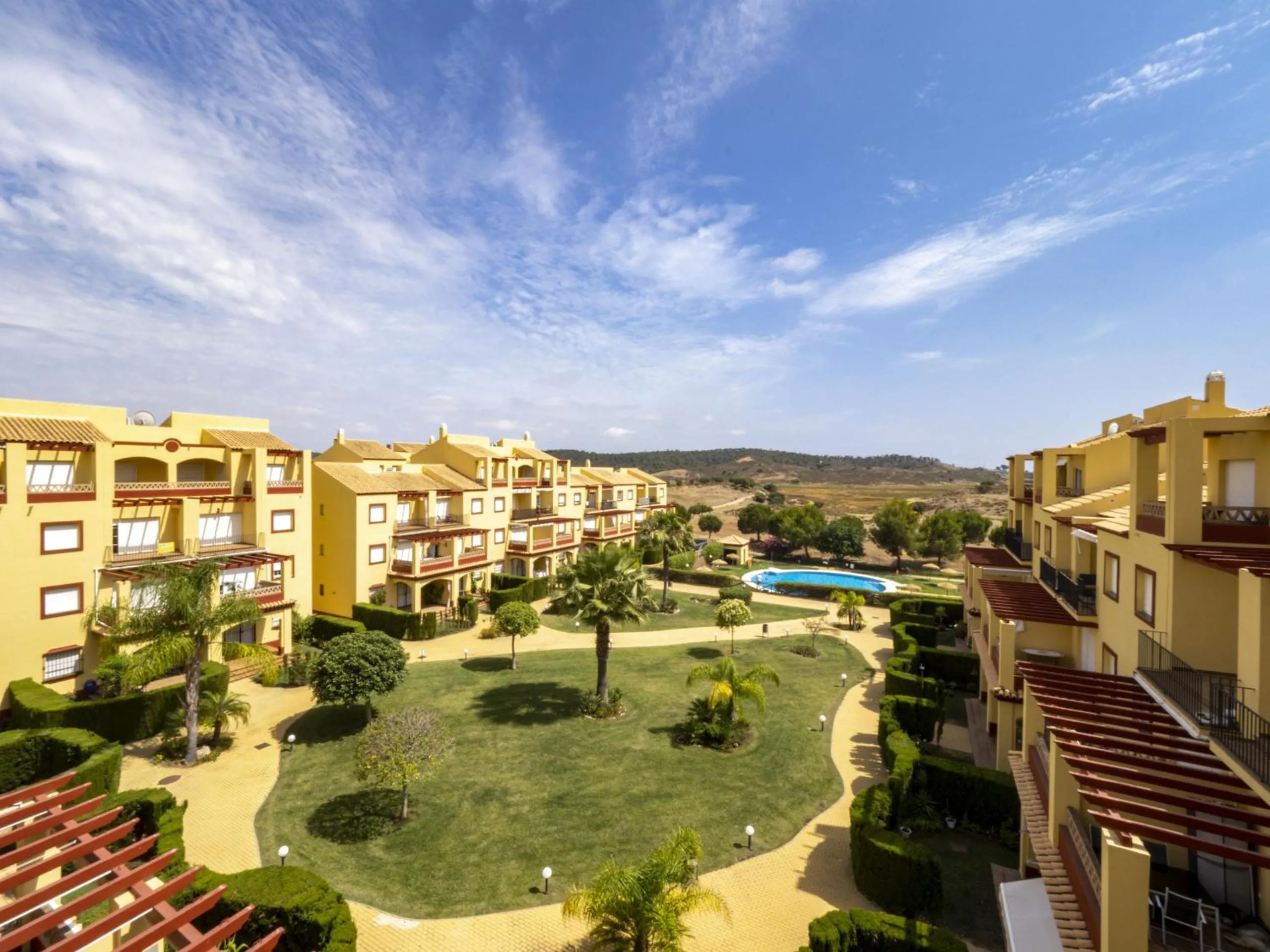 Property building in Albatros Golf I by Ĥ
