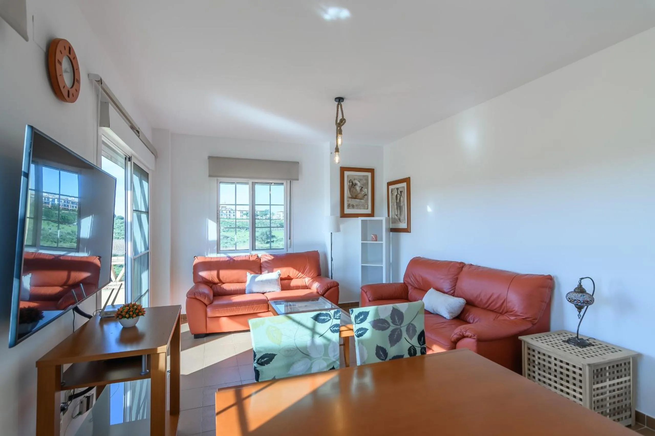 Communal lounge/ TV room in Albatros Golf I by Ĥ