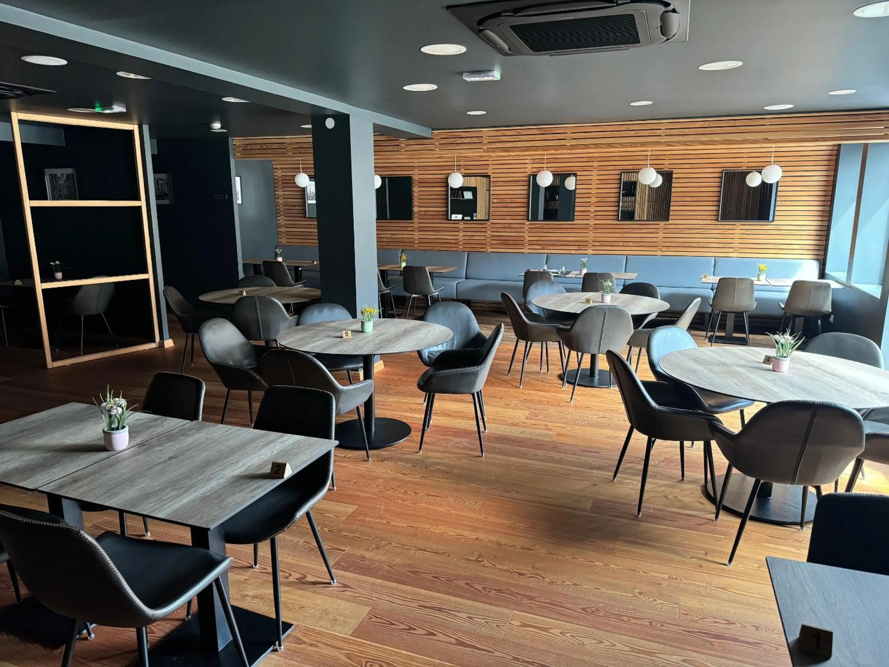 Restaurant/Places to Eat in Hôtel & Spa du Tremplin