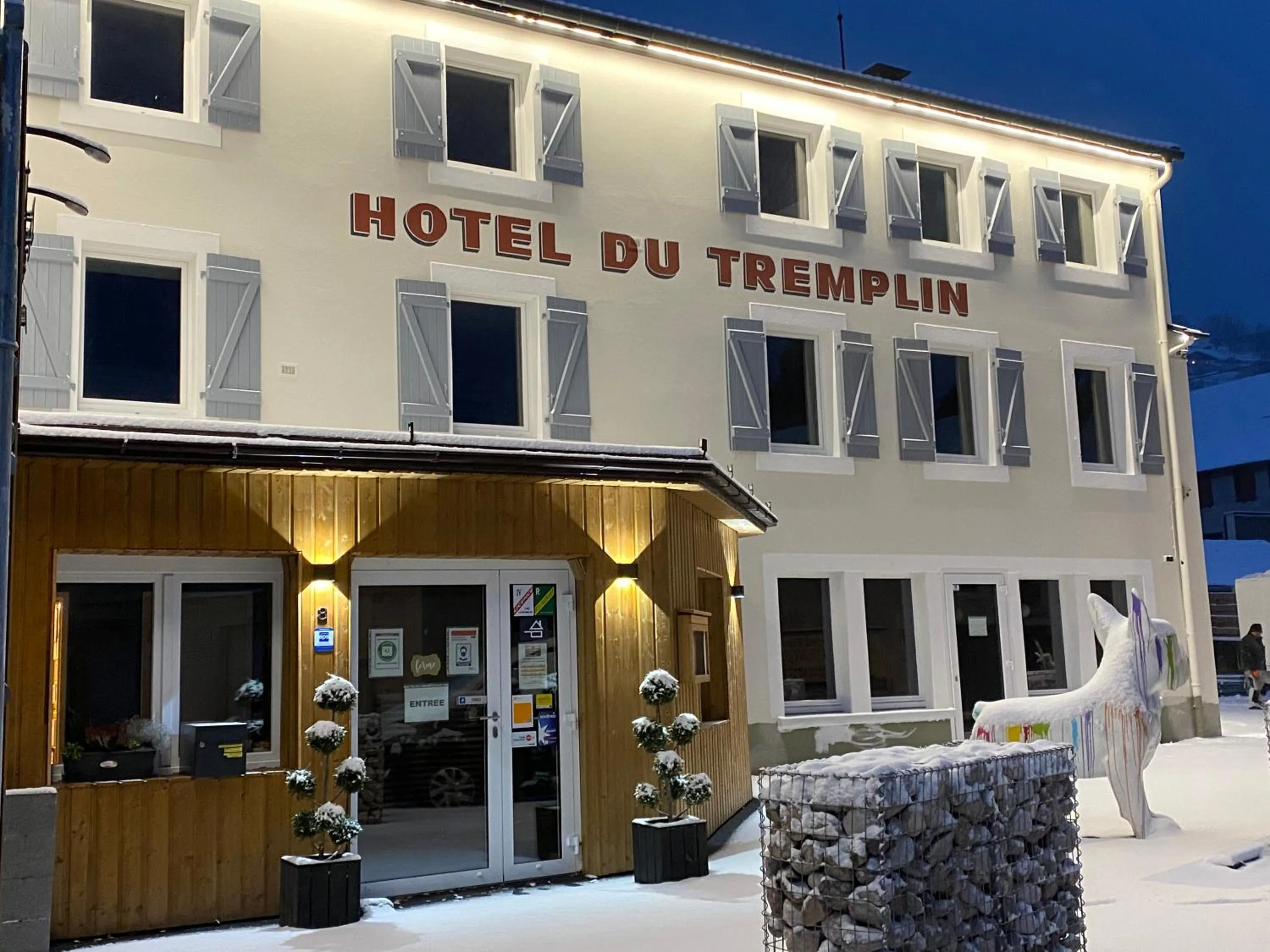 Property building in Hôtel & Spa du Tremplin