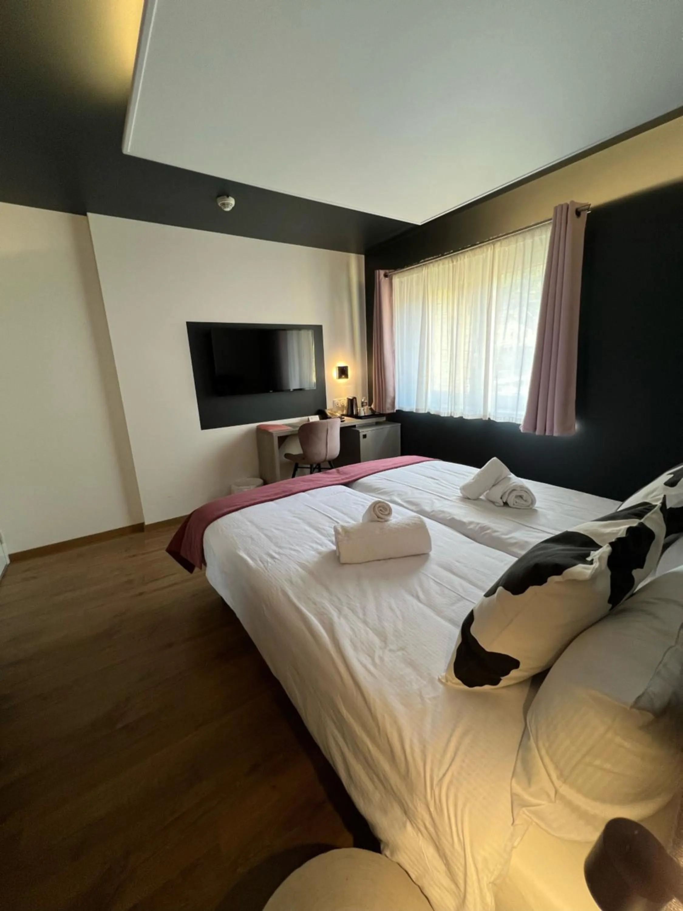 Bed in Hôtel & Spa du Tremplin