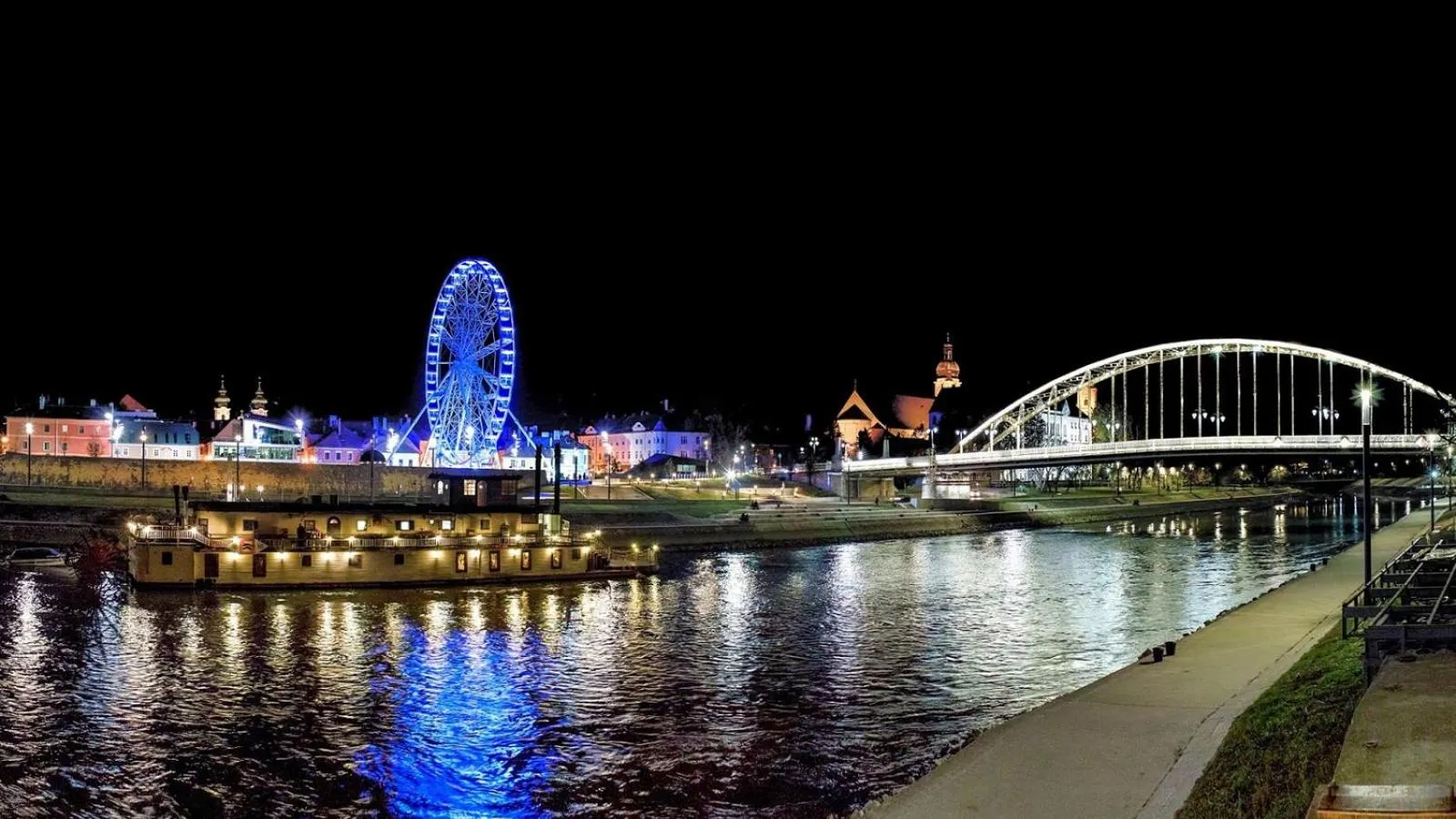 Entertainment in Hotel Isabell Győr