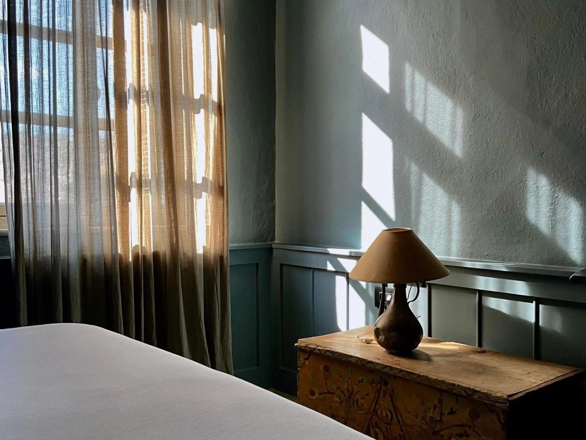 Decorative detail, Bed in 1900 Hotel