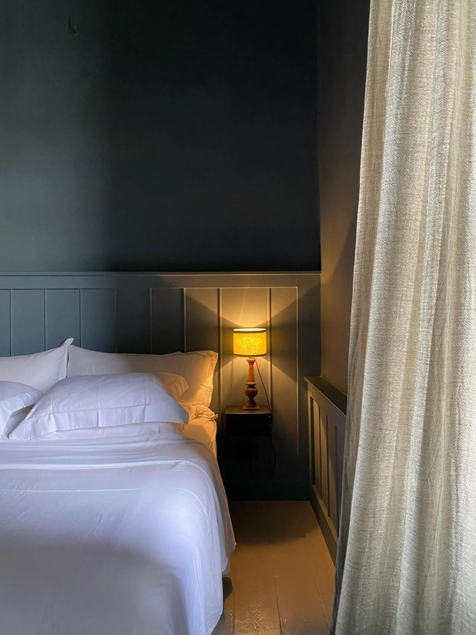 Bed in 1900 Hotel