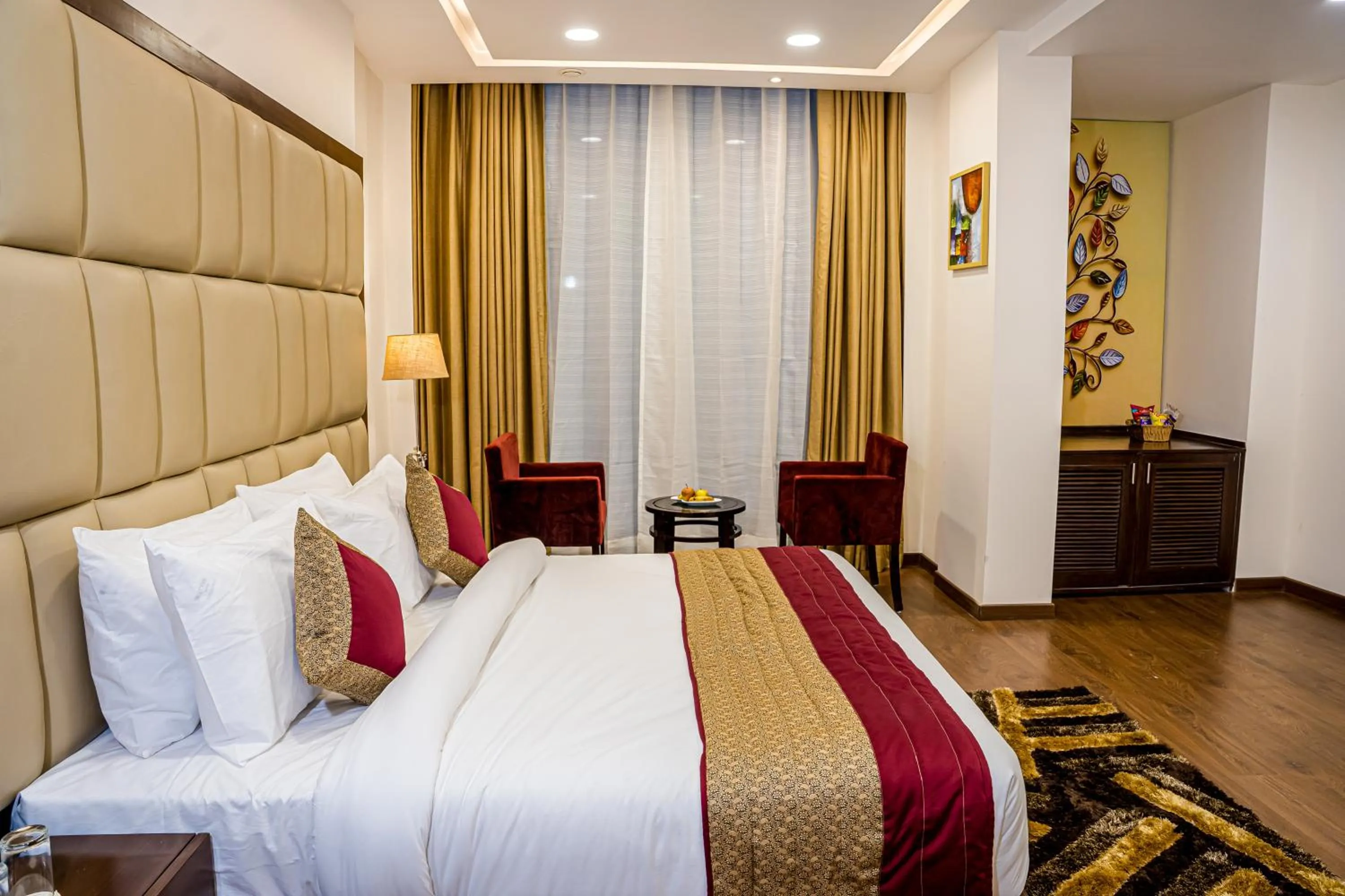 Photo of the whole room, Bed in Best Western Dalhousie