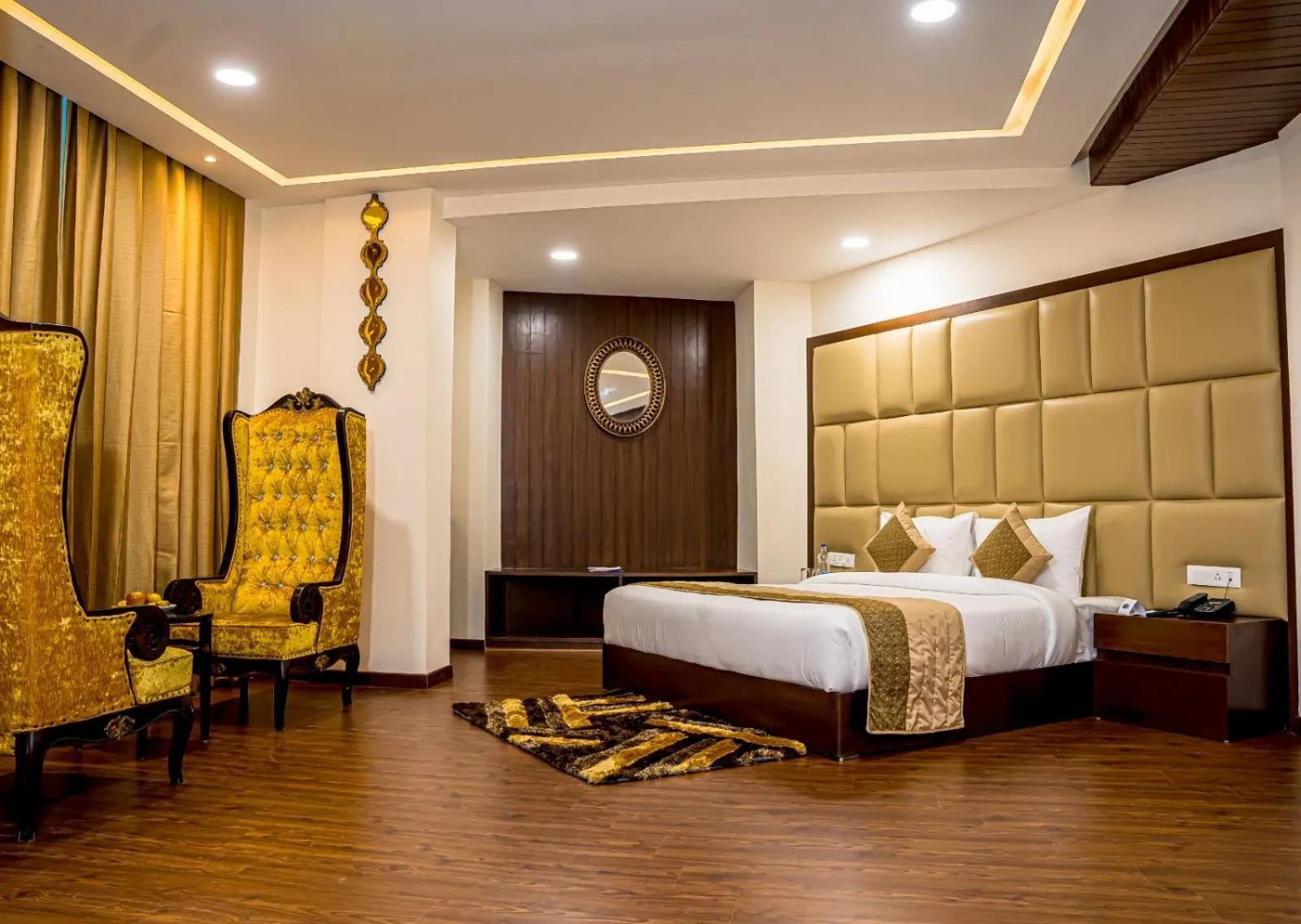 Photo of the whole room, Bed in Best Western Dalhousie